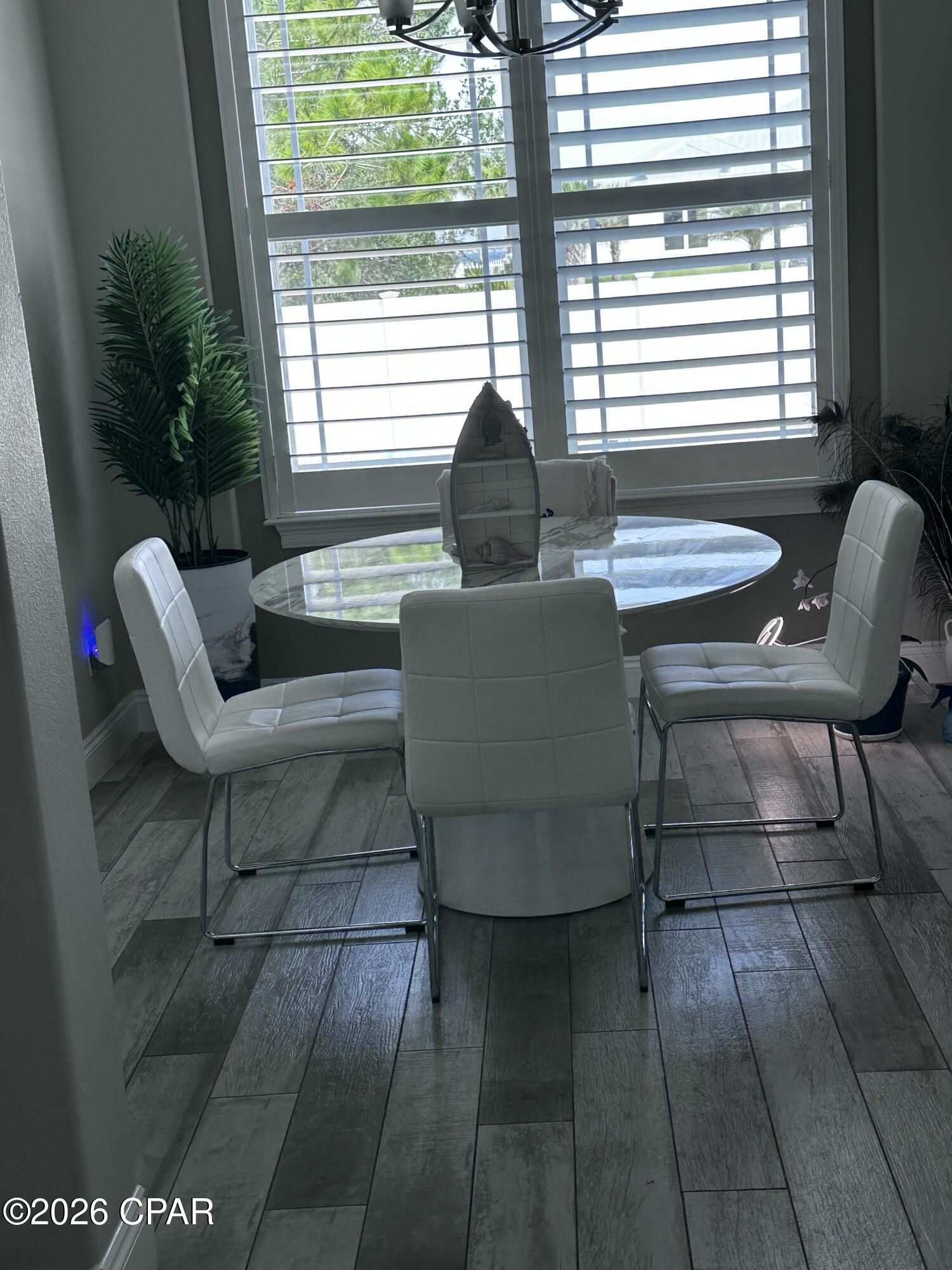 Dolphin Bay Ph I - Residential