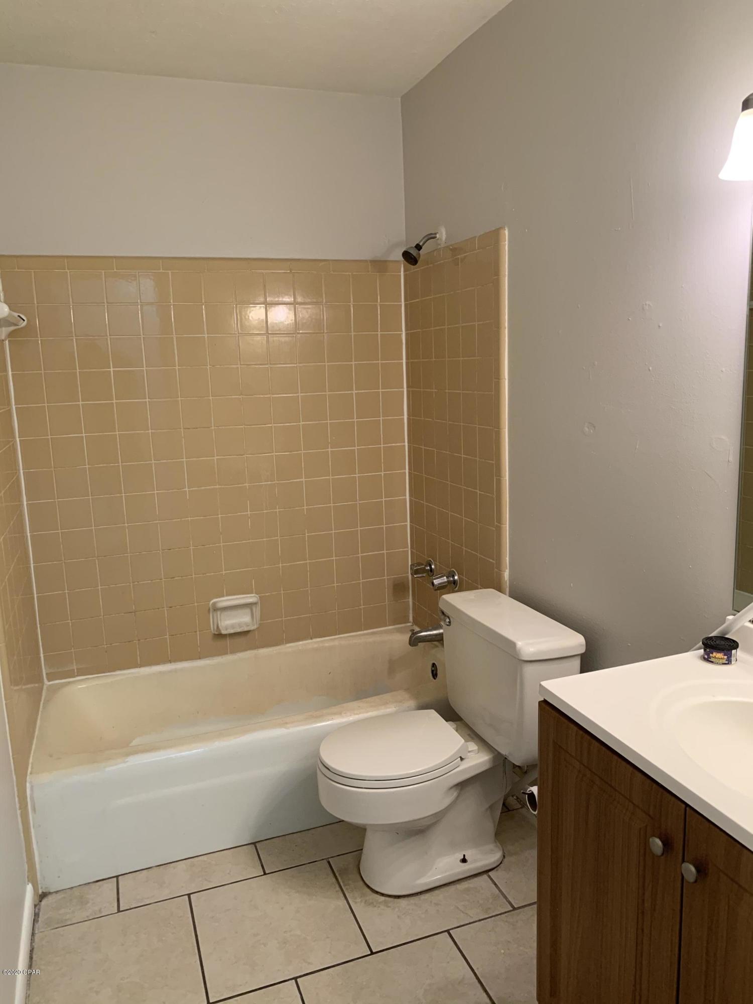 Oakland Terrace Add - Commercial Sale