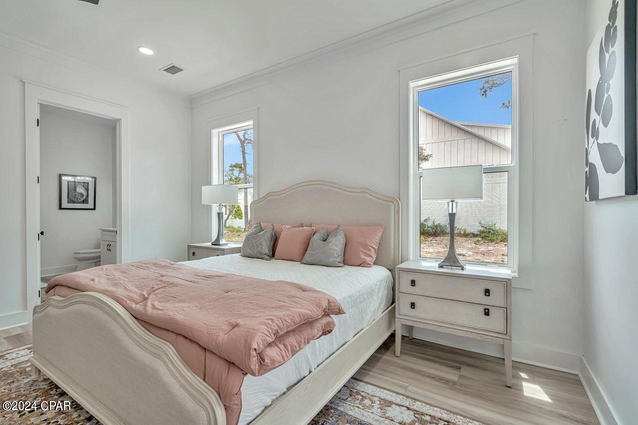 Gulf Shore Manor - Residential