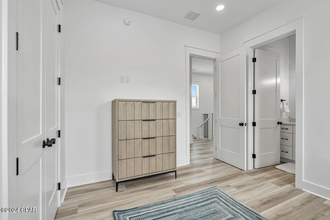 Gulf Shore Manor - Residential