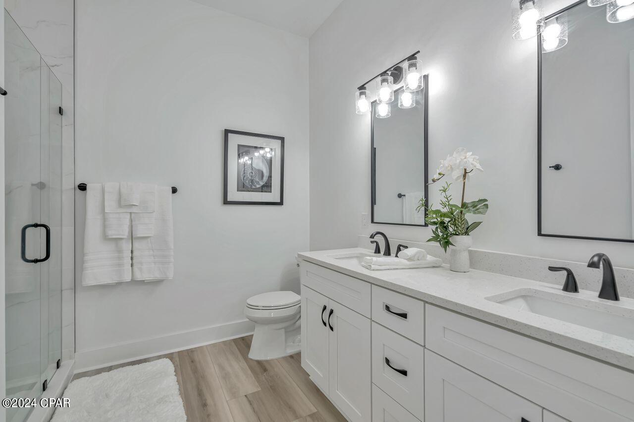 Gulf Shore Manor - Residential