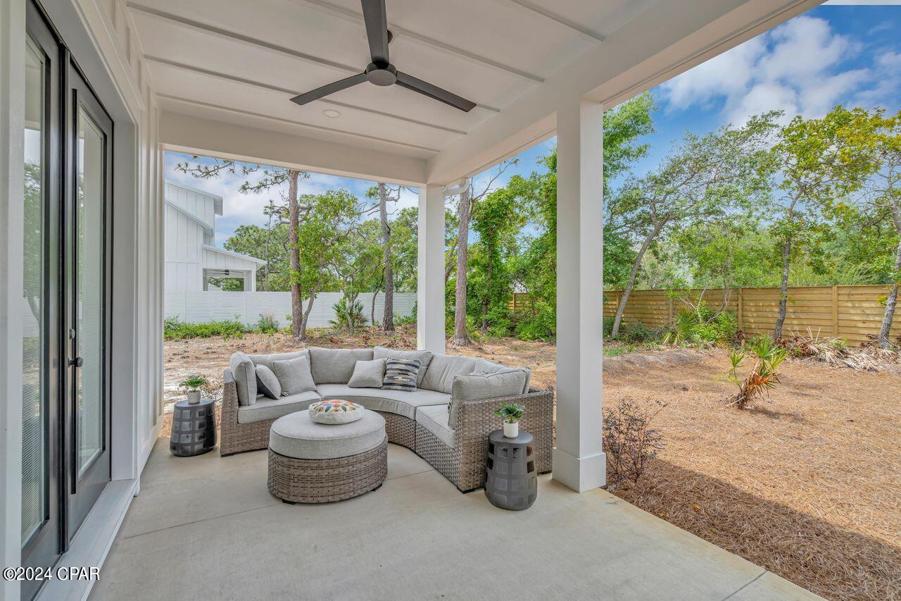 Gulf Shore Manor - Residential