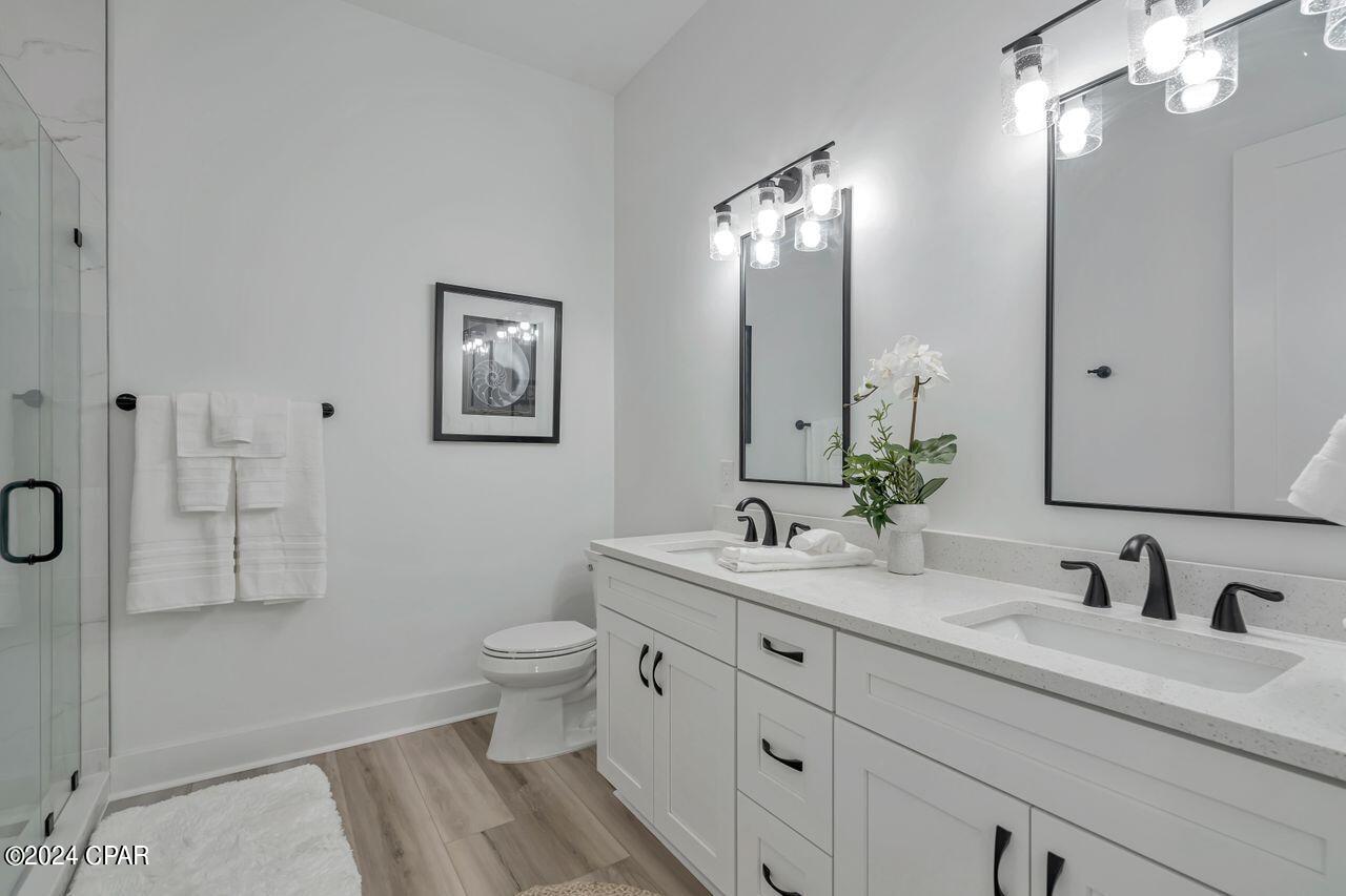 Gulf Shore Manor - Residential