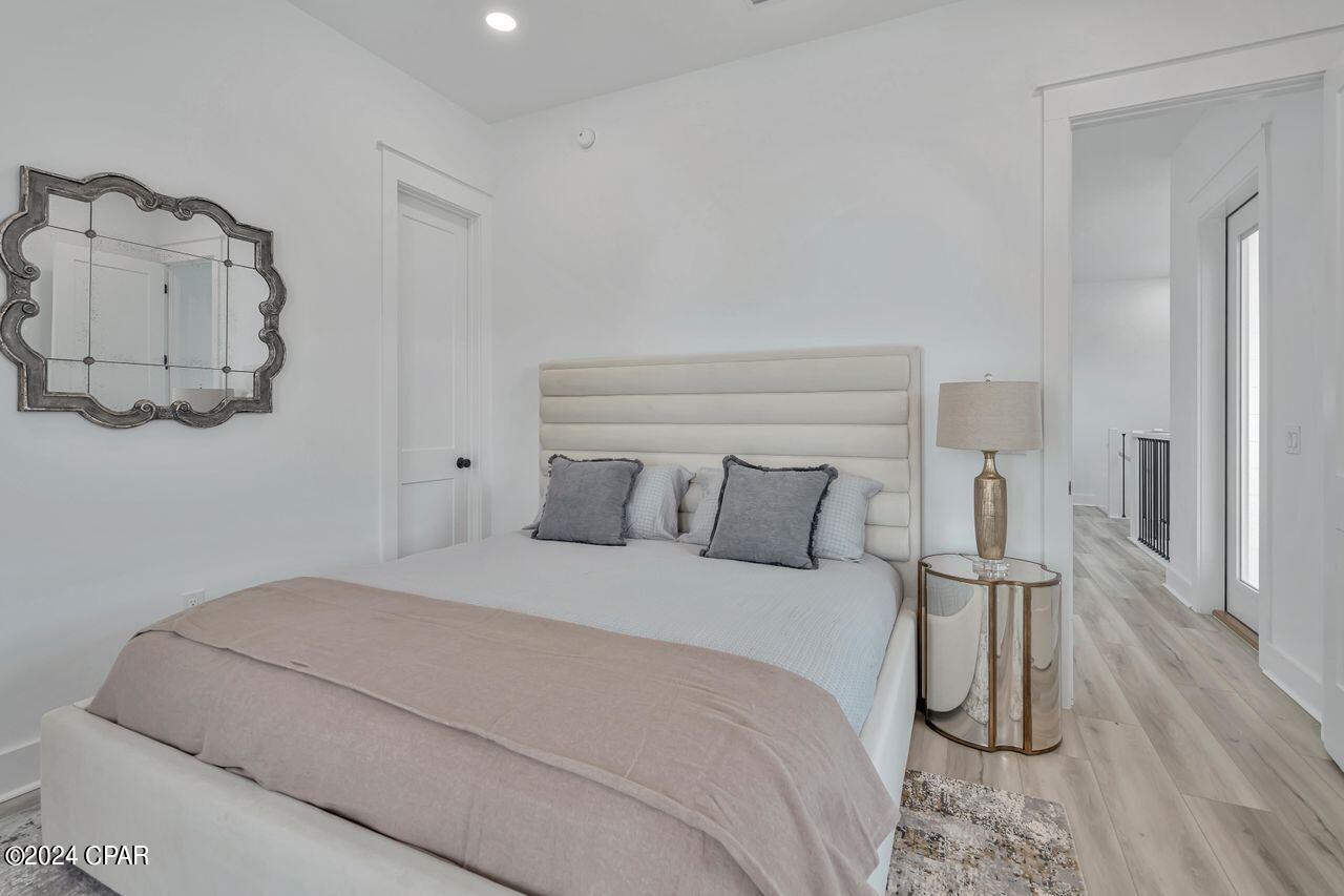 Gulf Shore Manor - Residential