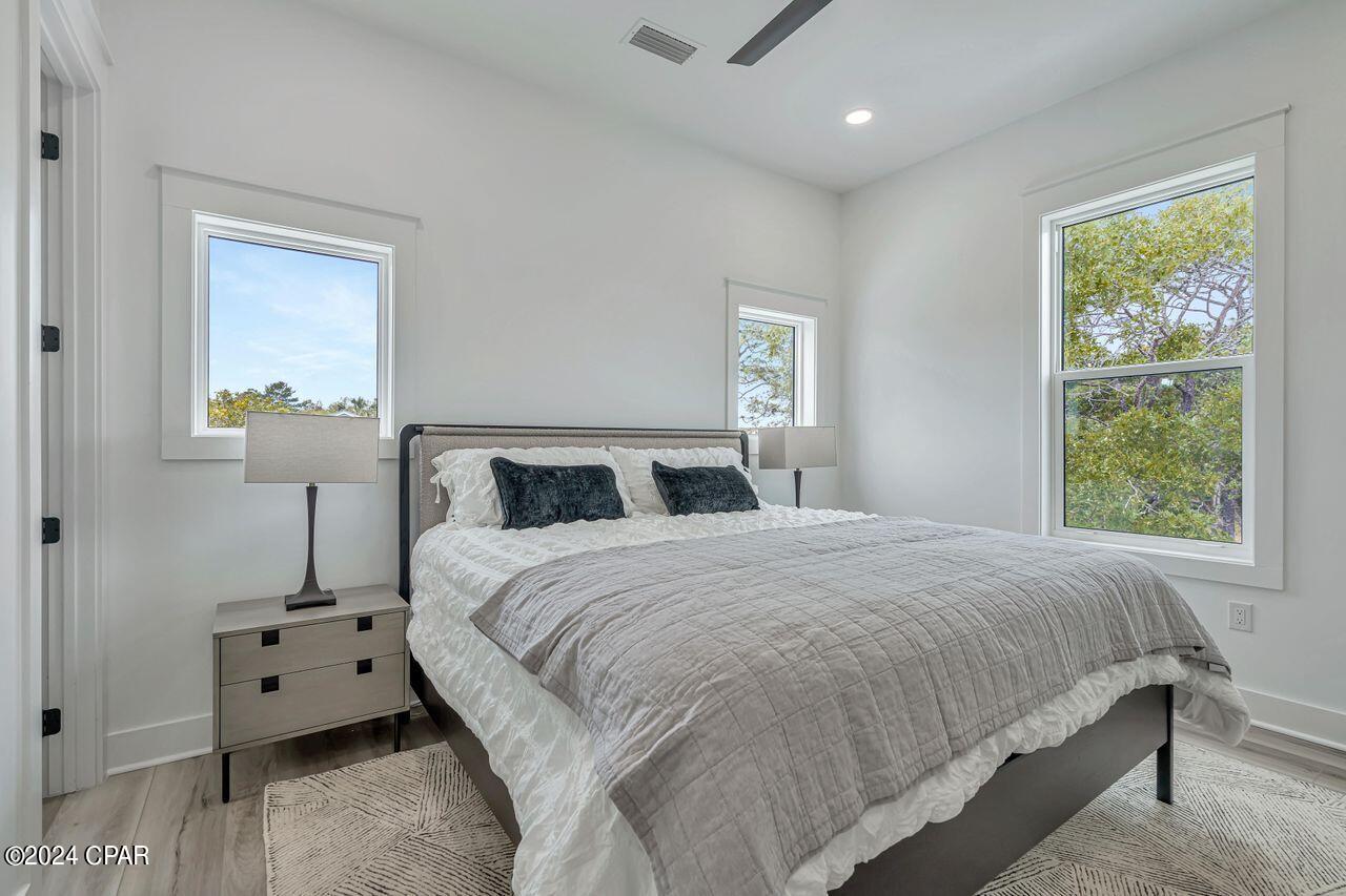 Gulf Shore Manor - Residential