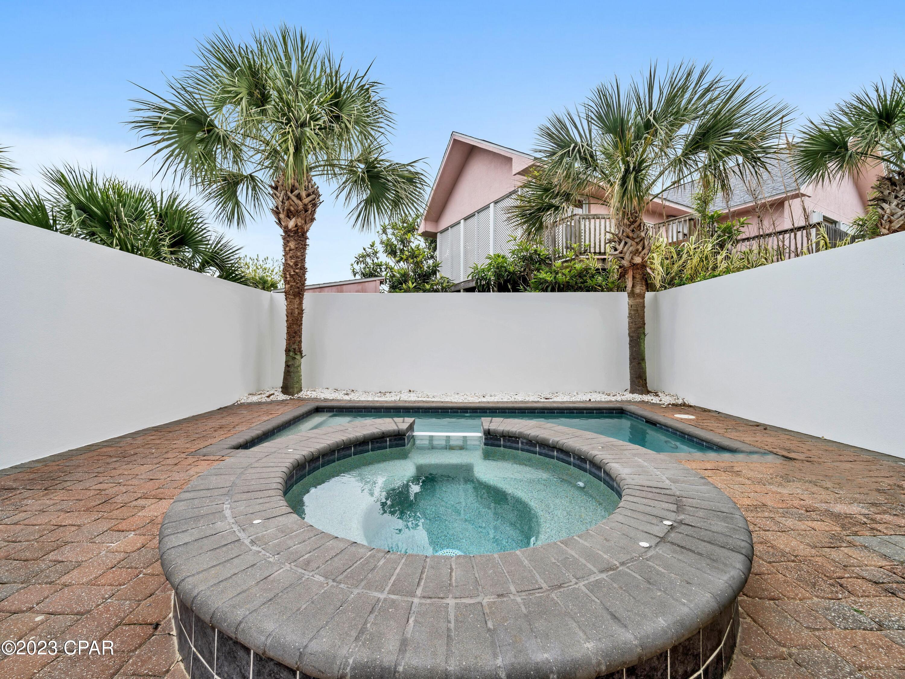 Miramar Beach - Residential