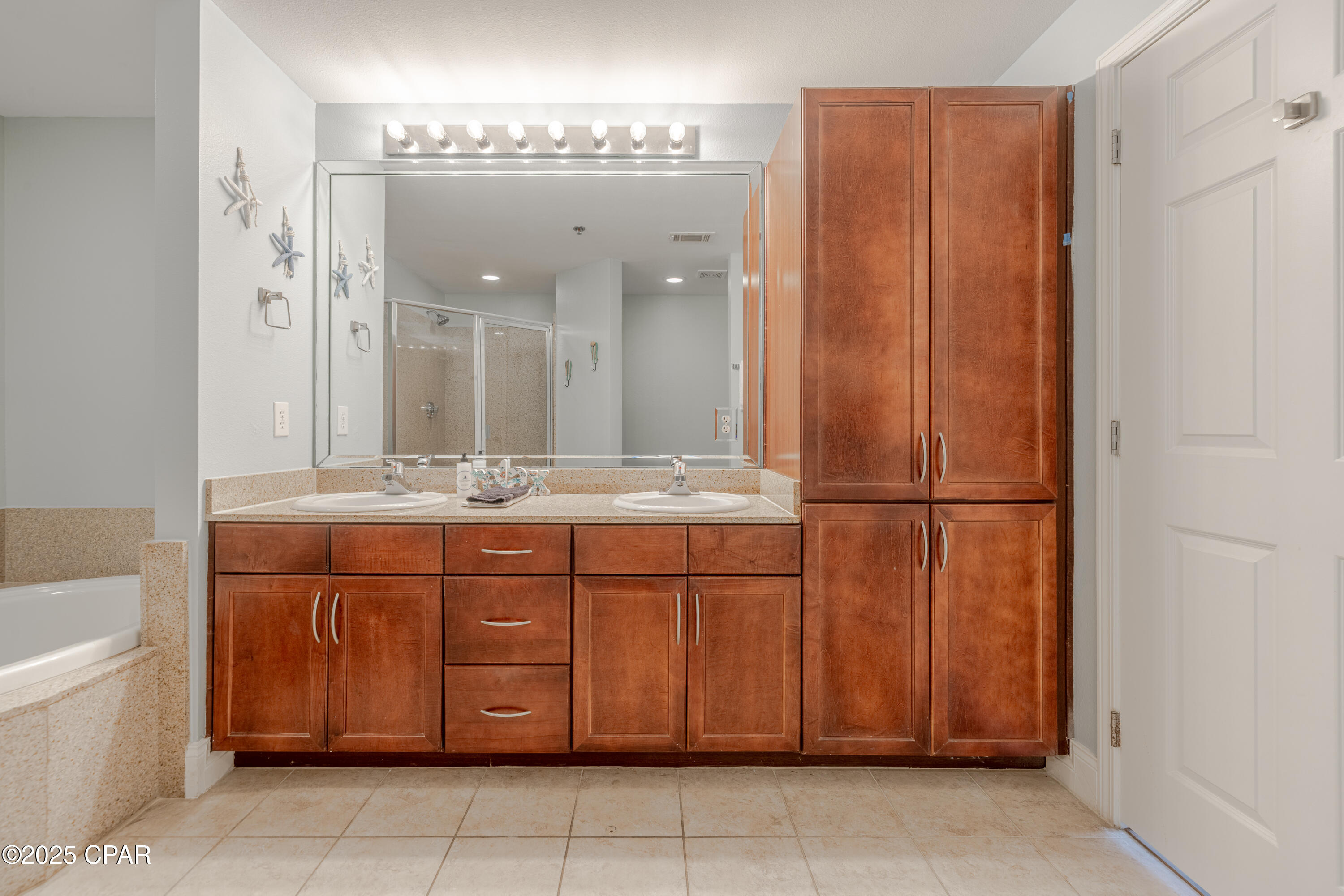 Laketown Wharf Phase II - Residential