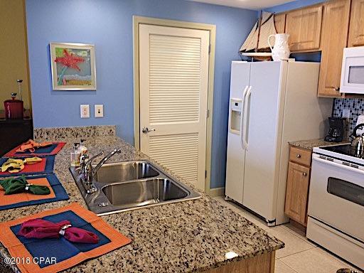 Splash Condo - Residential