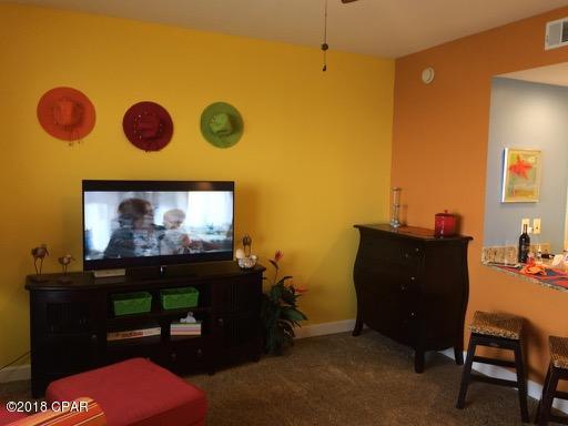 Splash Condo - Residential