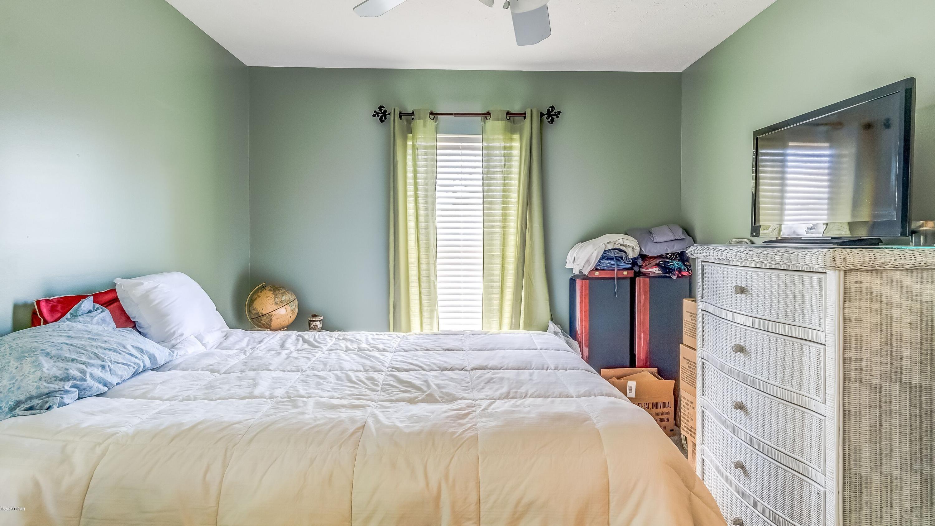 Lake Forest Estates - Residential