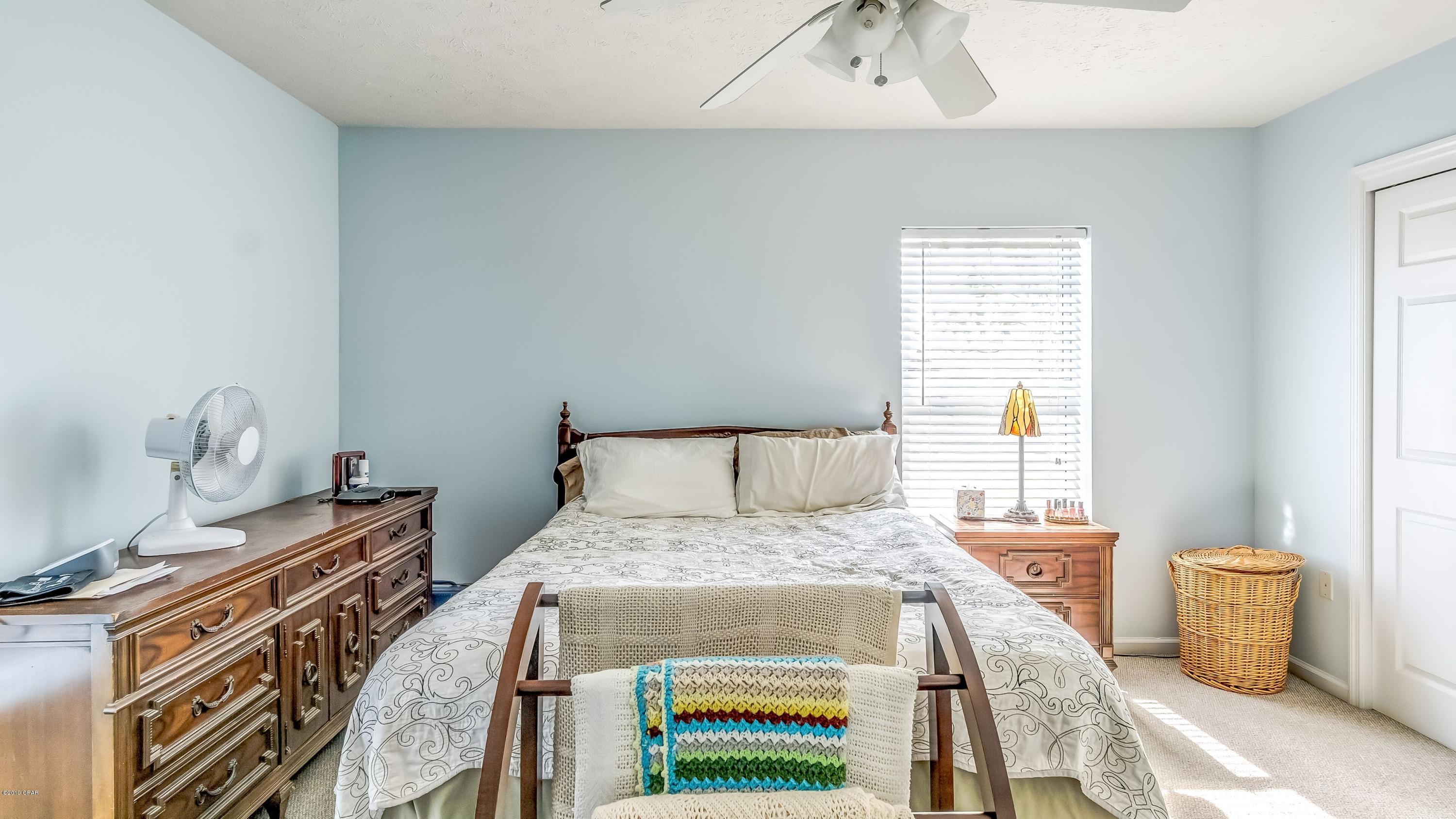 Lake Forest Estates - Residential