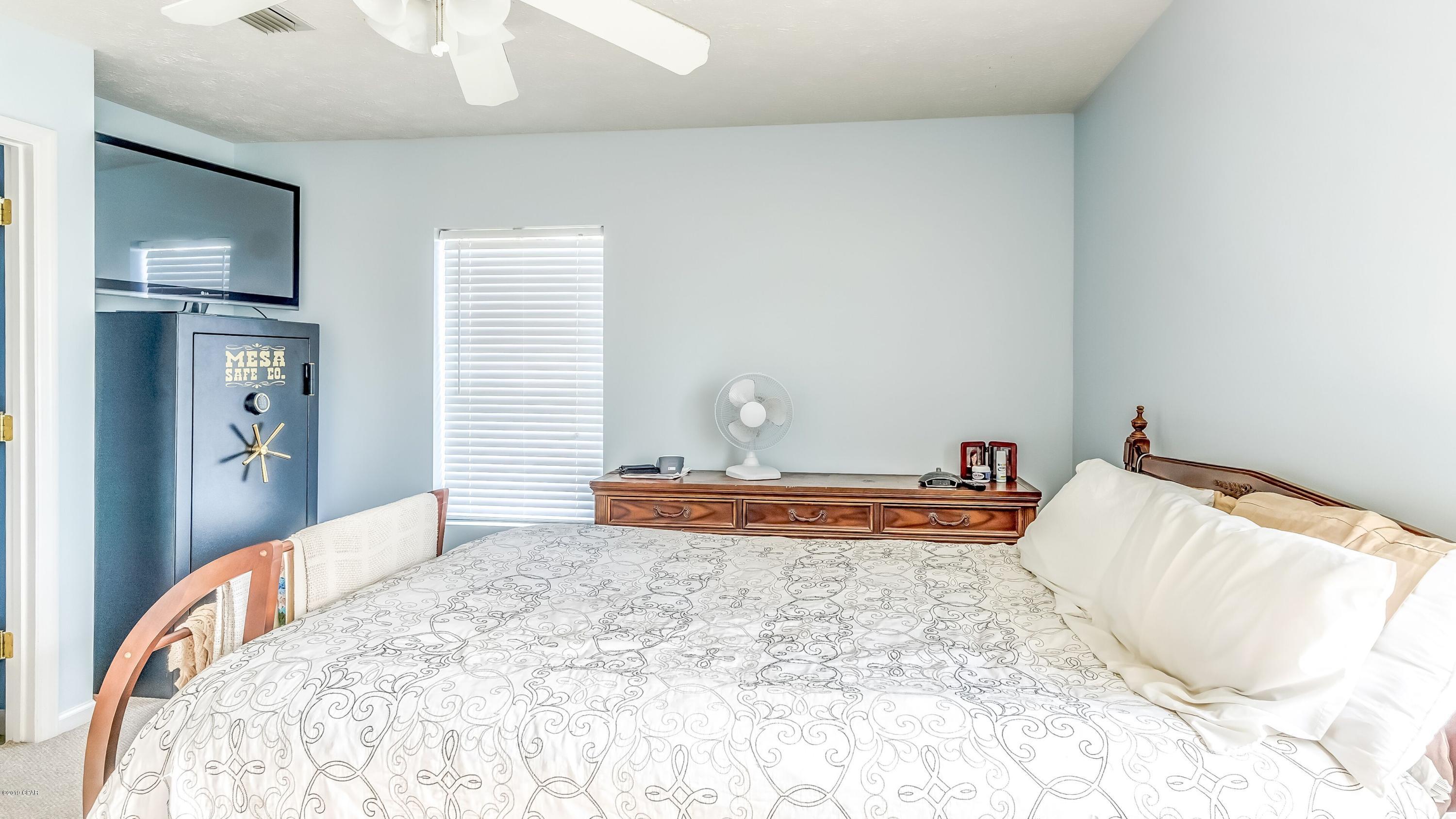 Lake Forest Estates - Residential