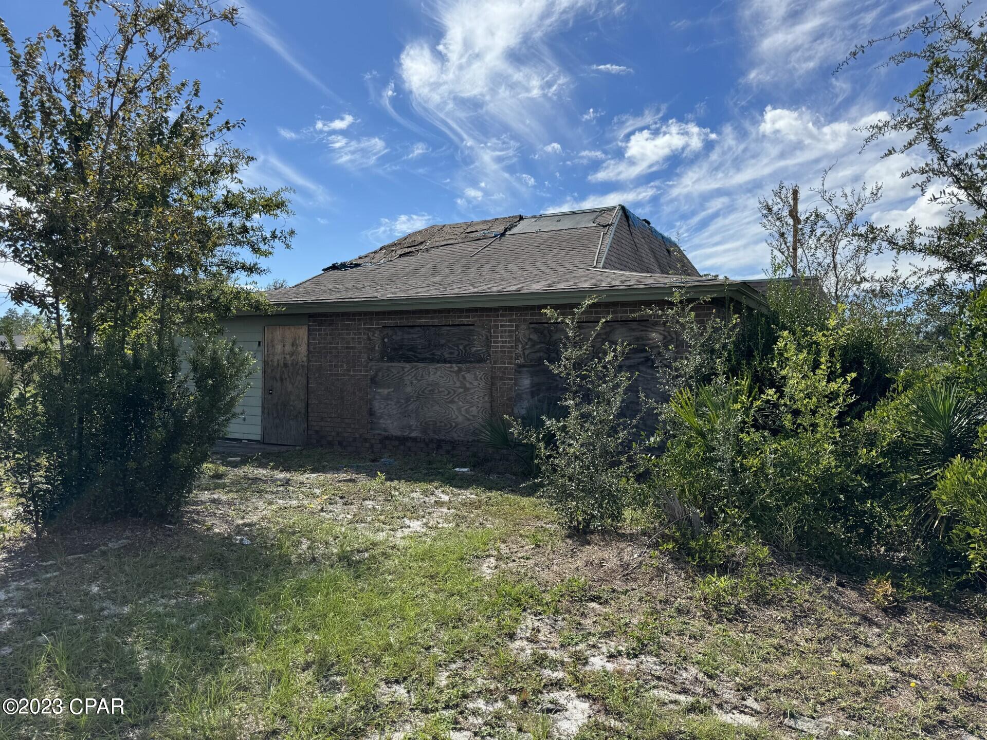 Venetian Villa - Land