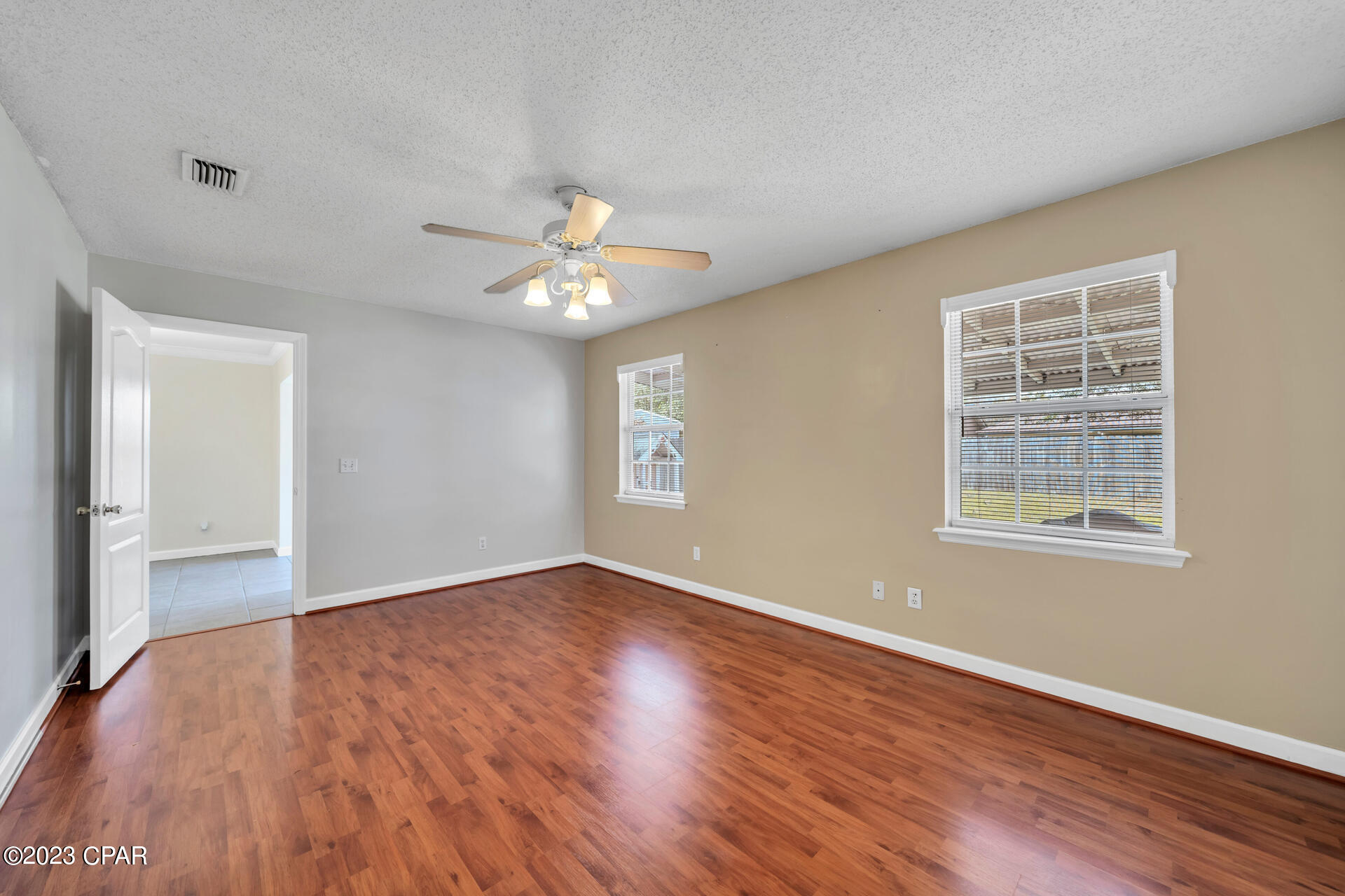 Fernwood Park - Residential