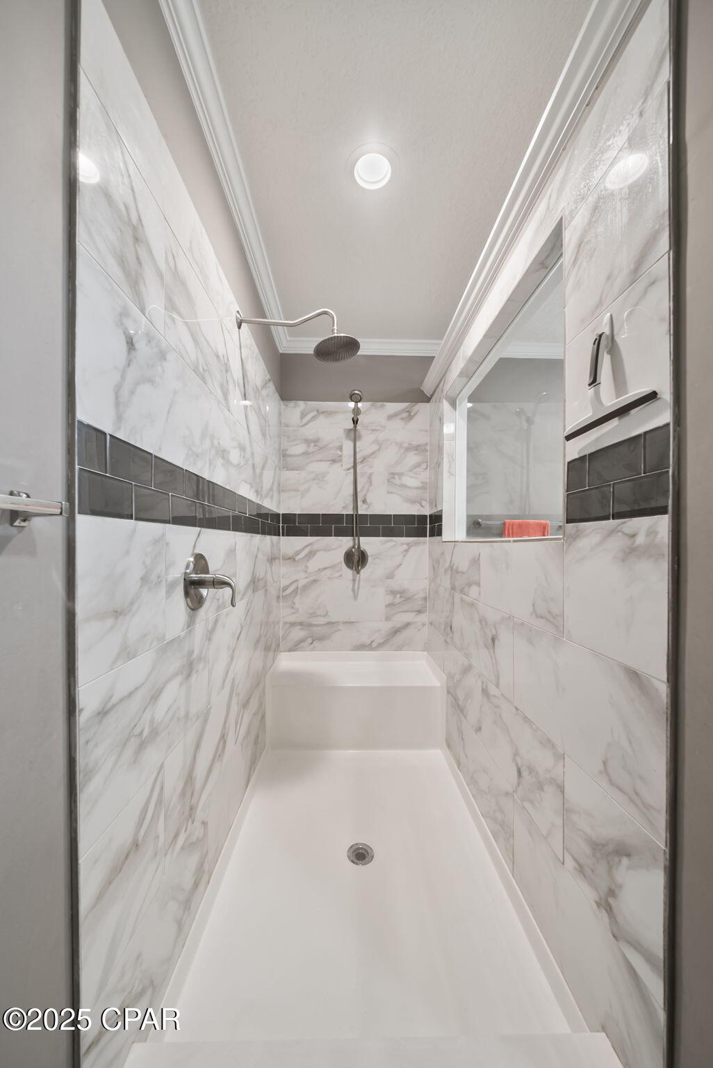 Leisure Lakes - Residential