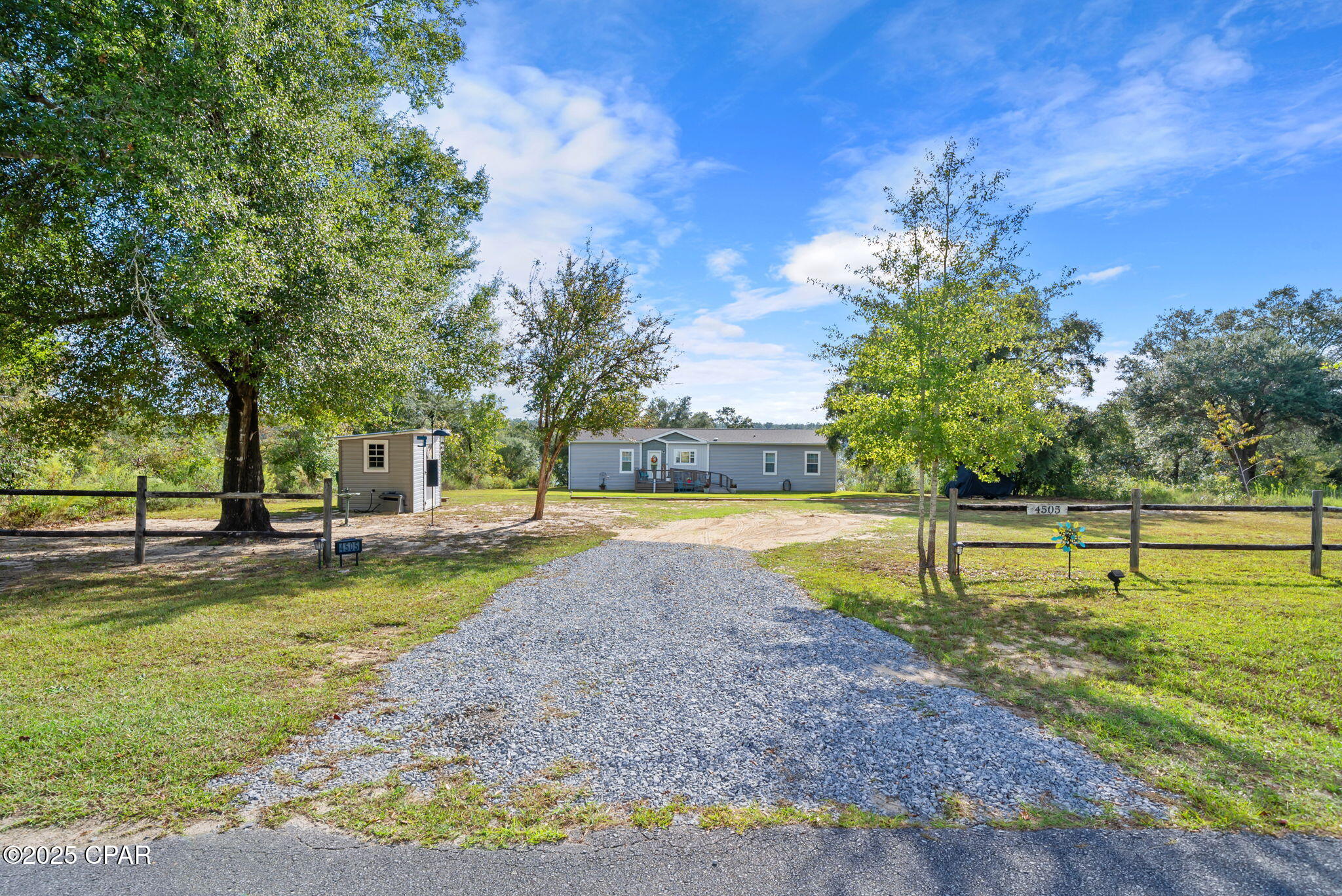 Leisure Lakes - Residential