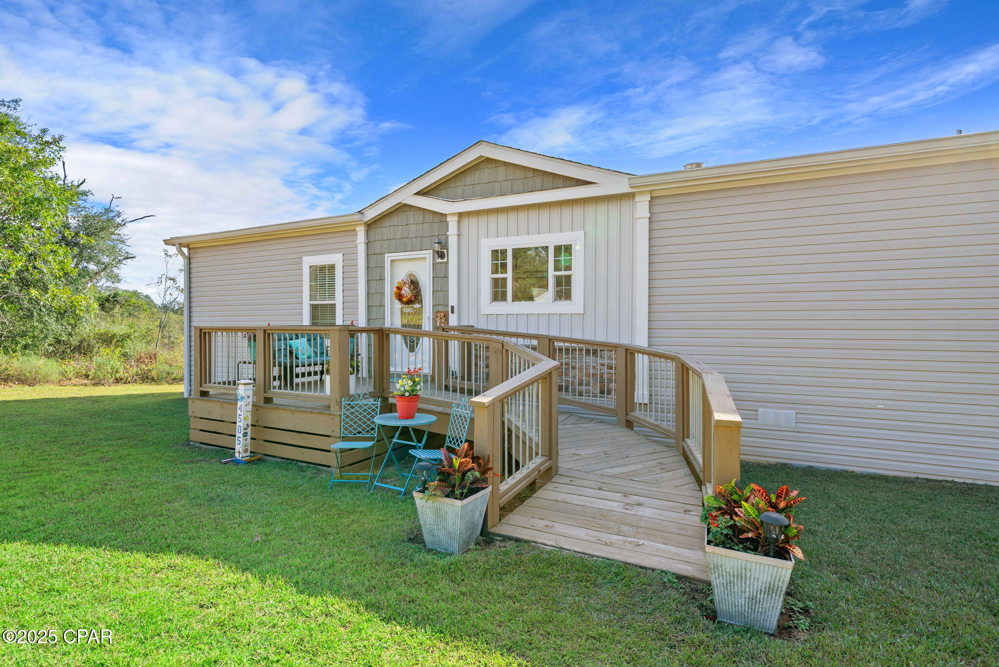 Leisure Lakes - Residential