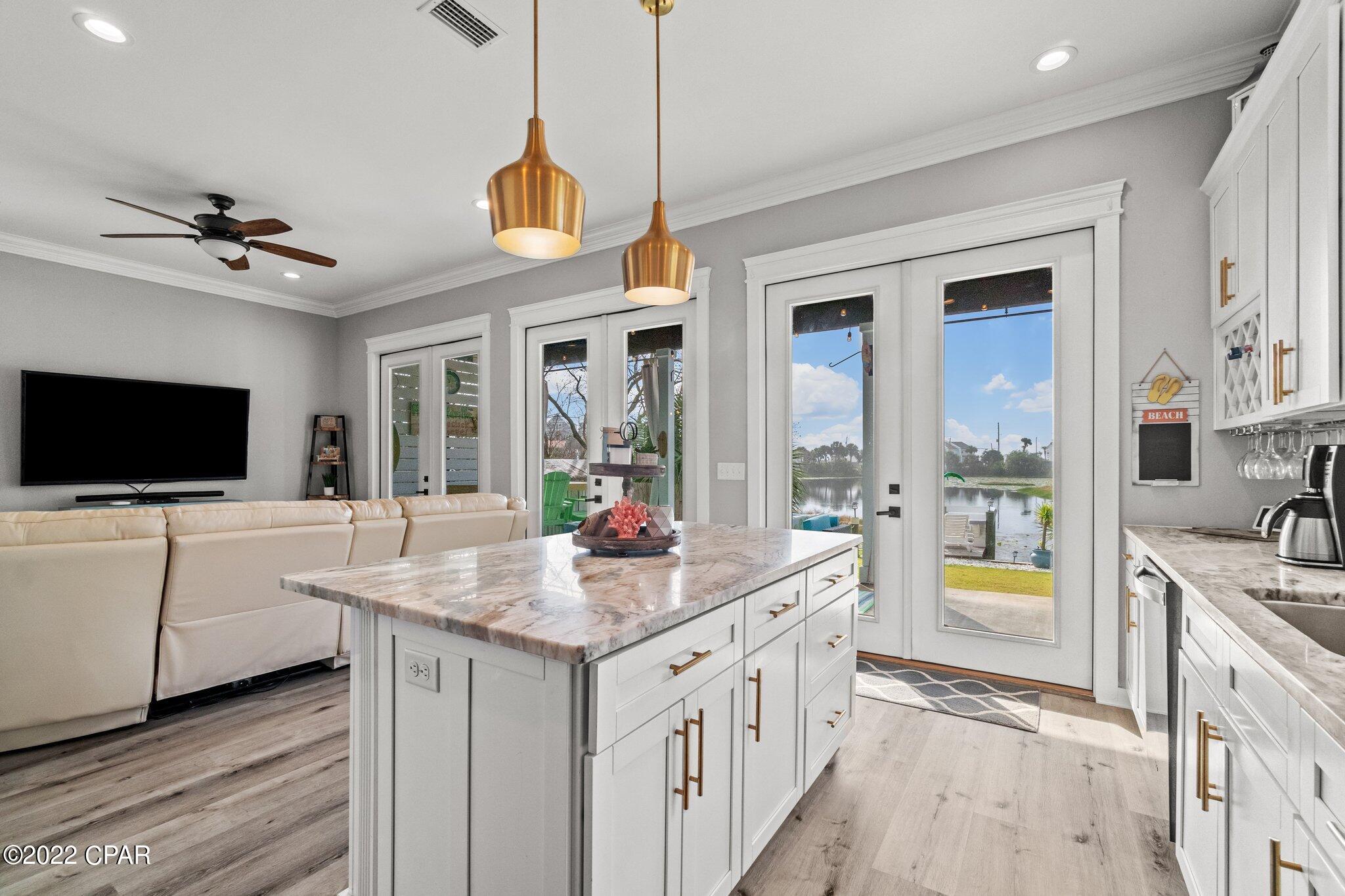 Laguna Beach Estates 5th Add - Residential