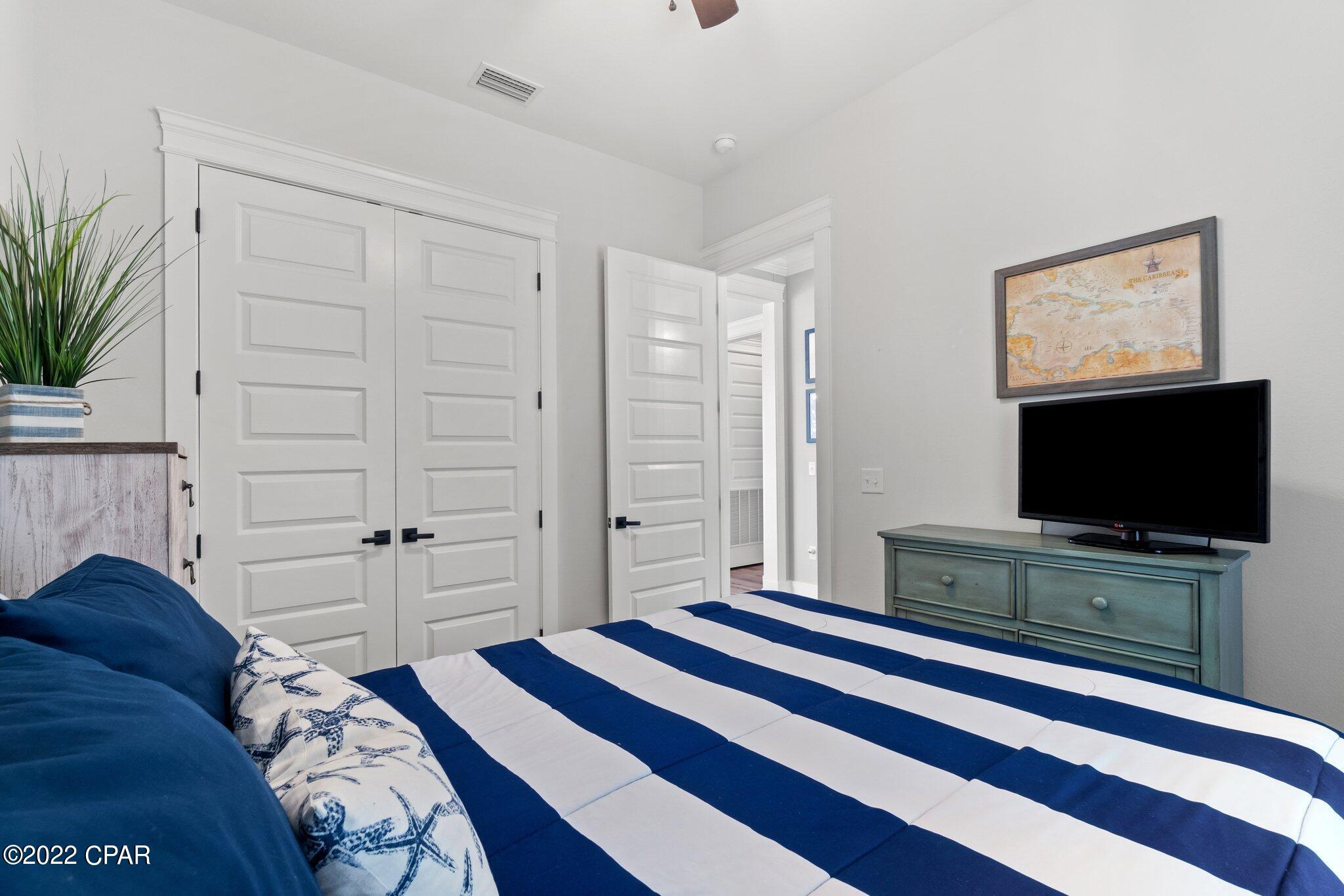 Laguna Beach Estates 5th Add - Residential