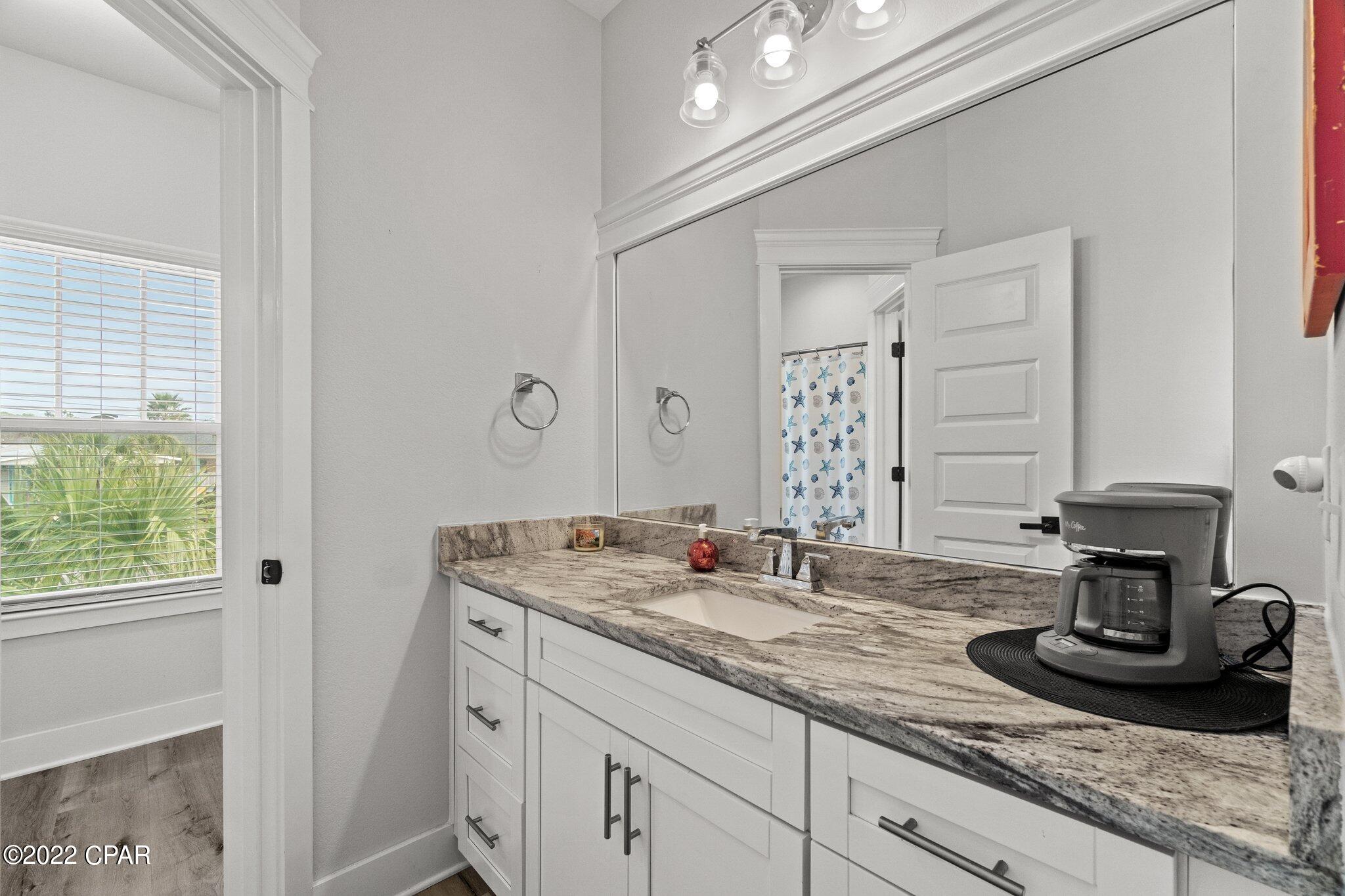 Laguna Beach Estates 5th Add - Residential