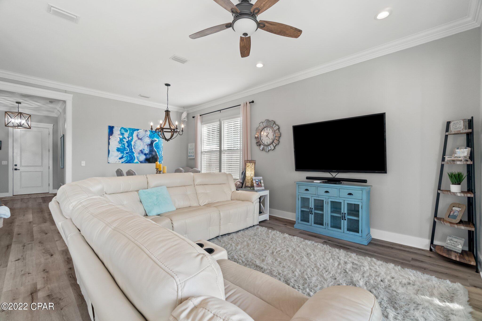 Laguna Beach Estates 5th Add - Residential