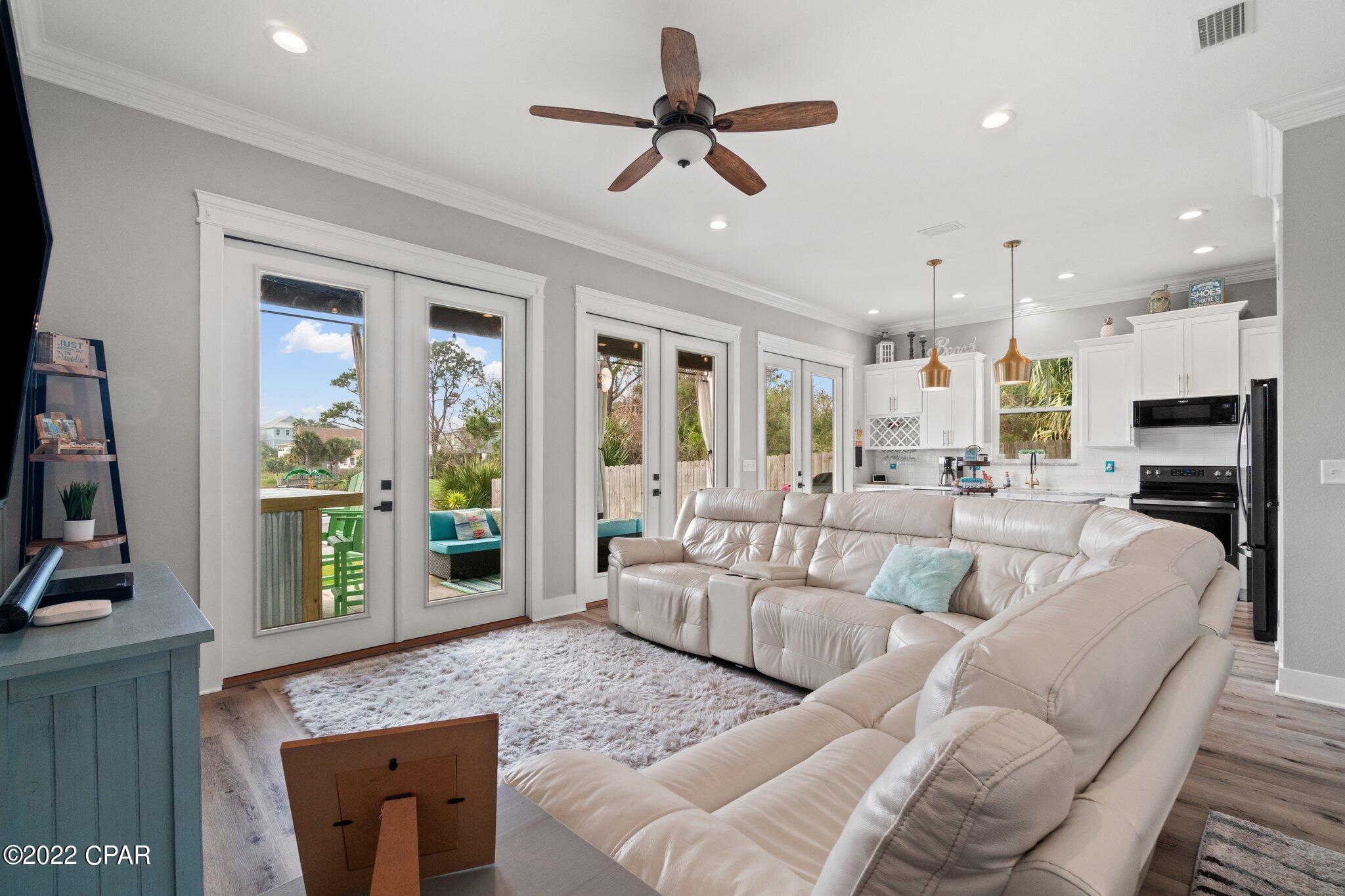 Laguna Beach Estates 5th Add - Residential