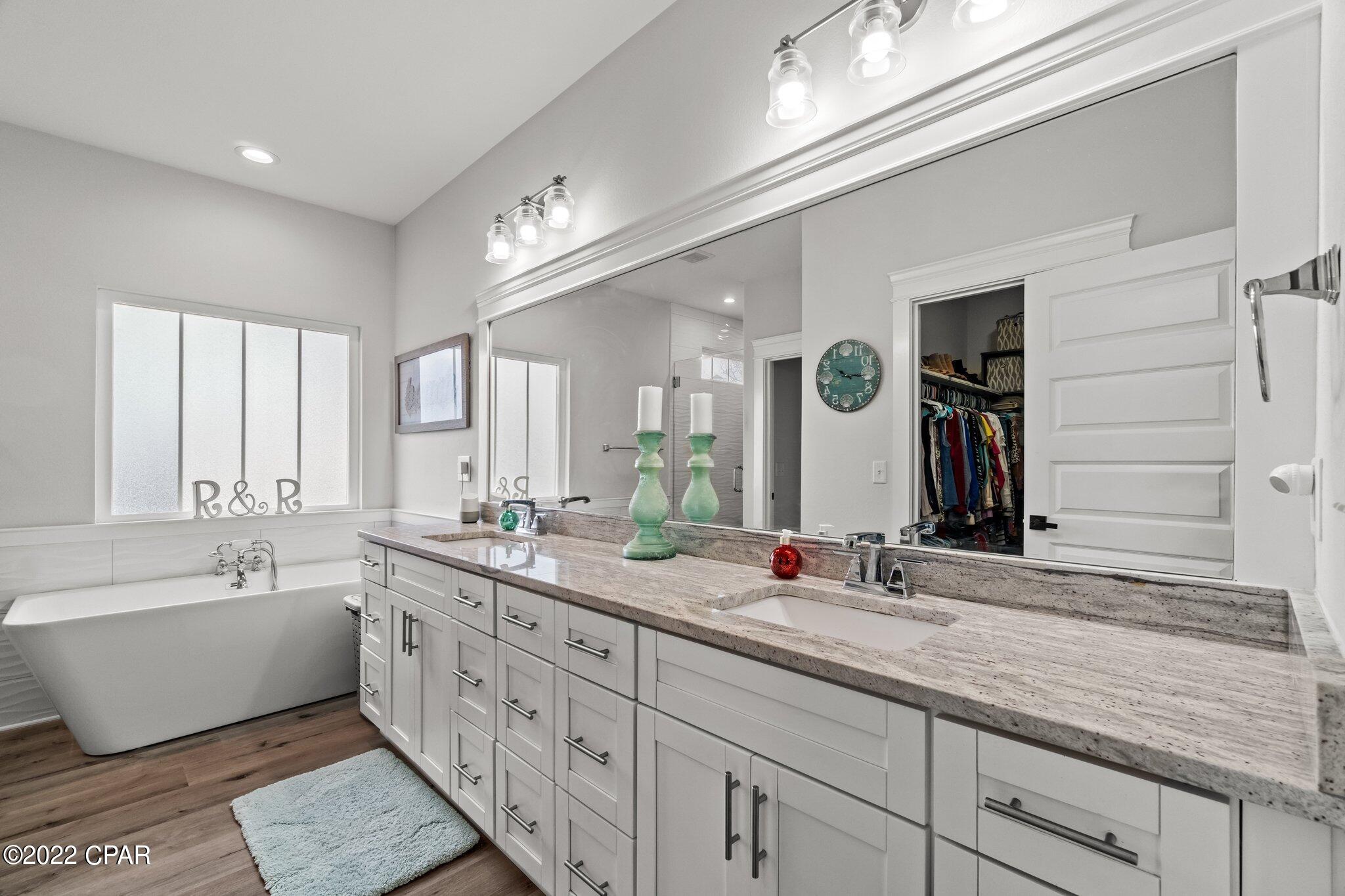 Laguna Beach Estates 5th Add - Residential