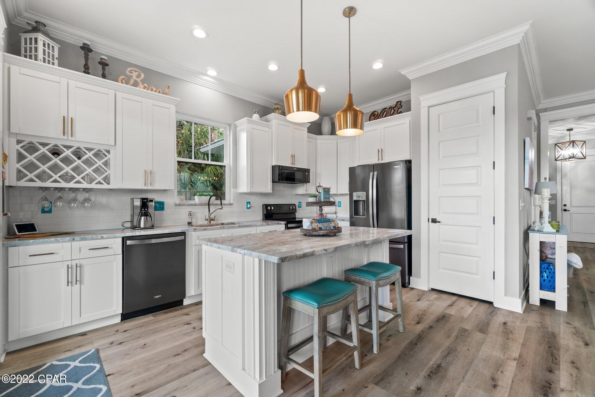 Laguna Beach Estates 5th Add - Residential