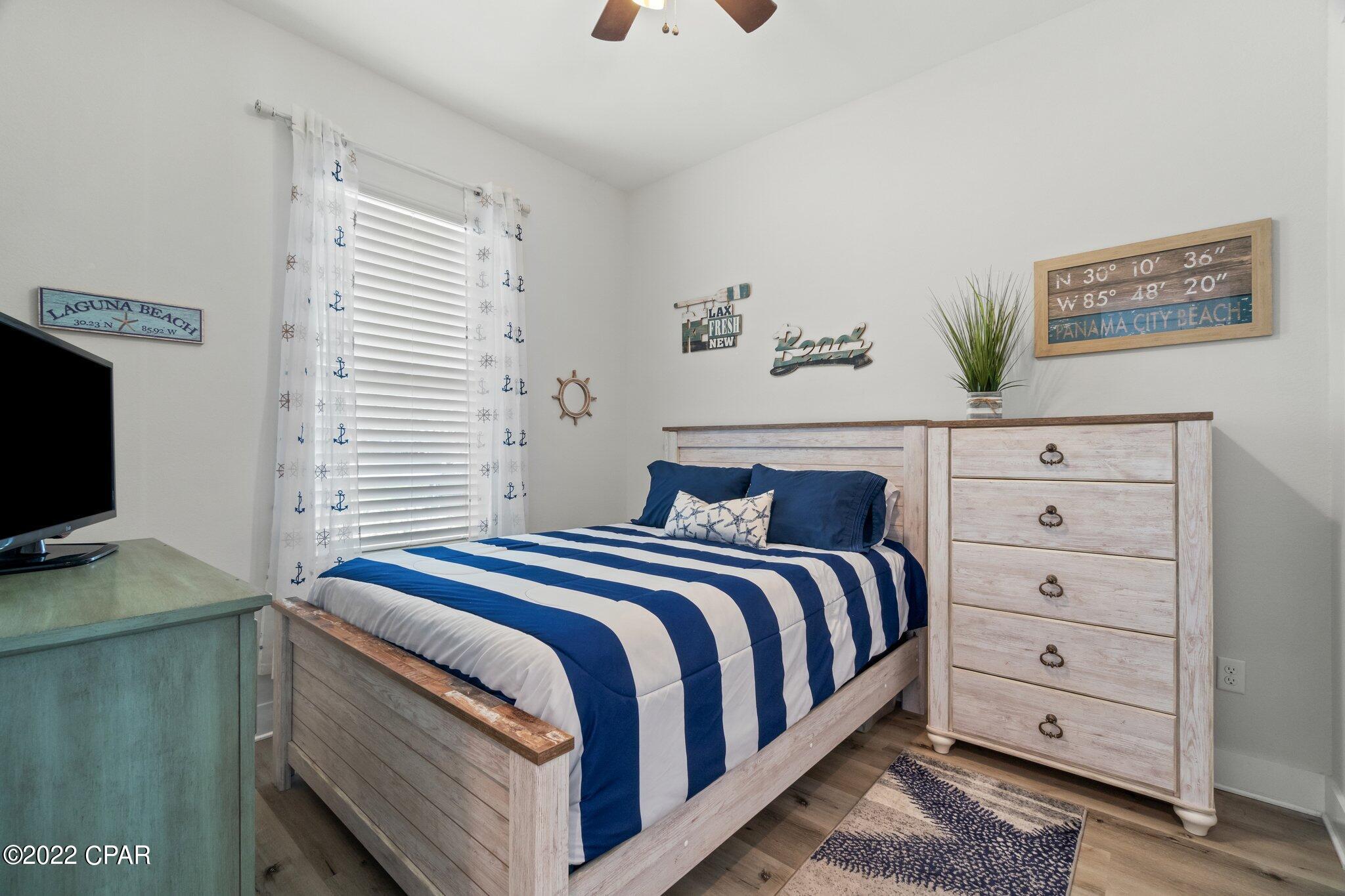 Laguna Beach Estates 5th Add - Residential