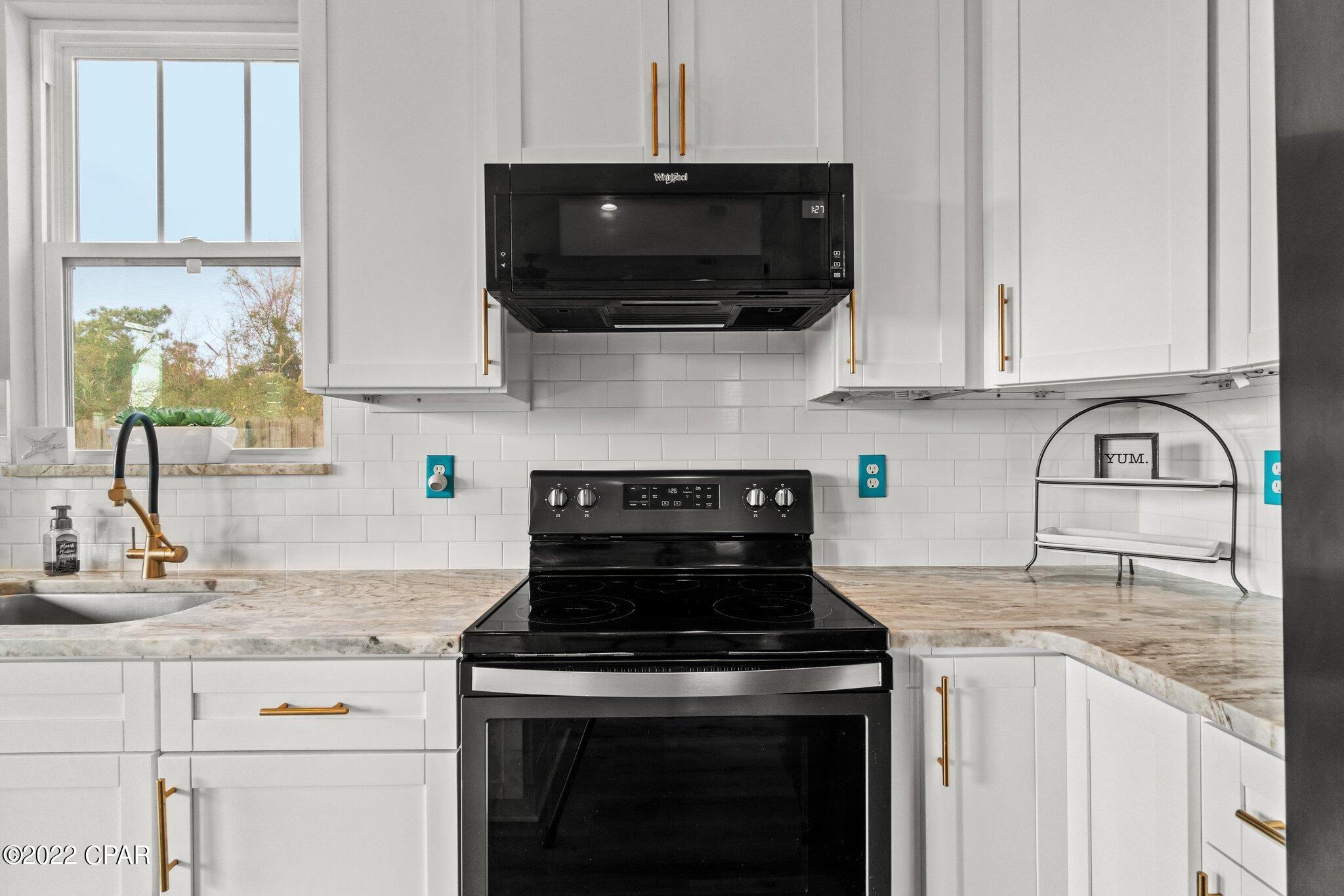 Laguna Beach Estates 5th Add - Residential