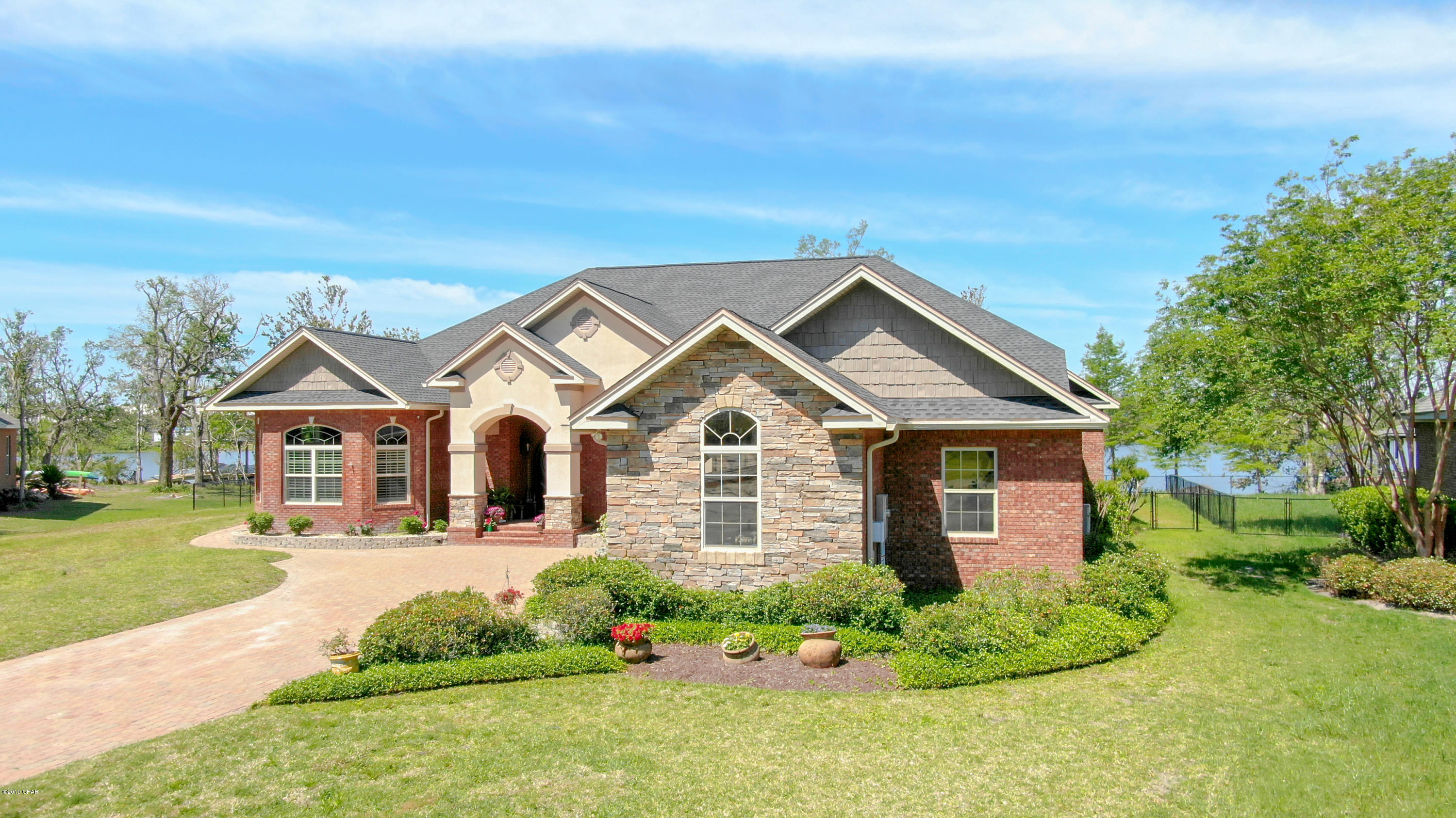 Bayou Oaks Estates - Residential