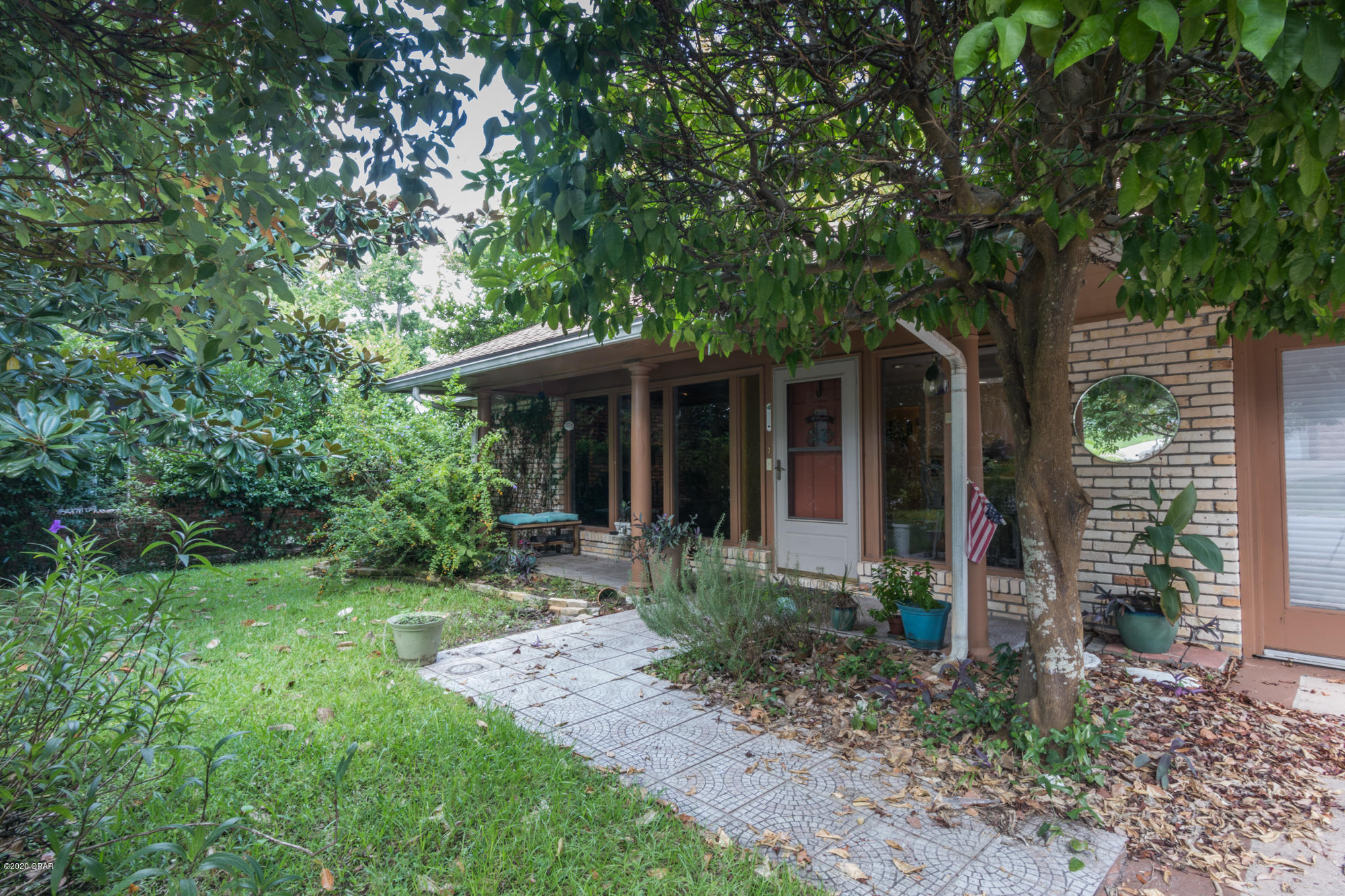 Lakeside - Residential