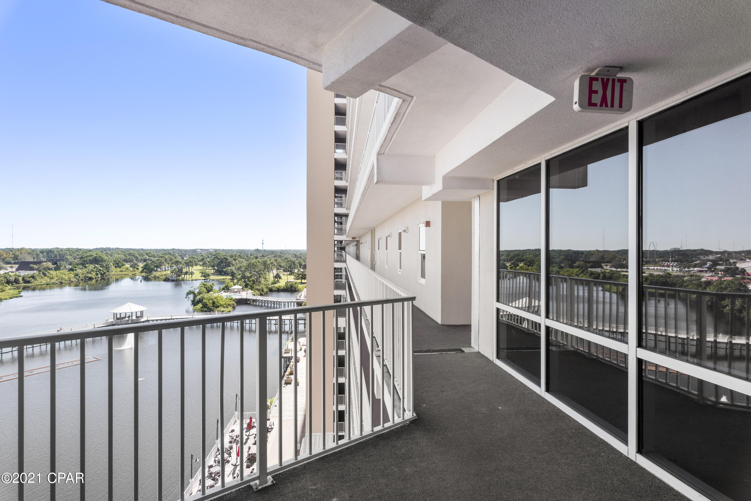 Laketown Wharf - Commercial Sale