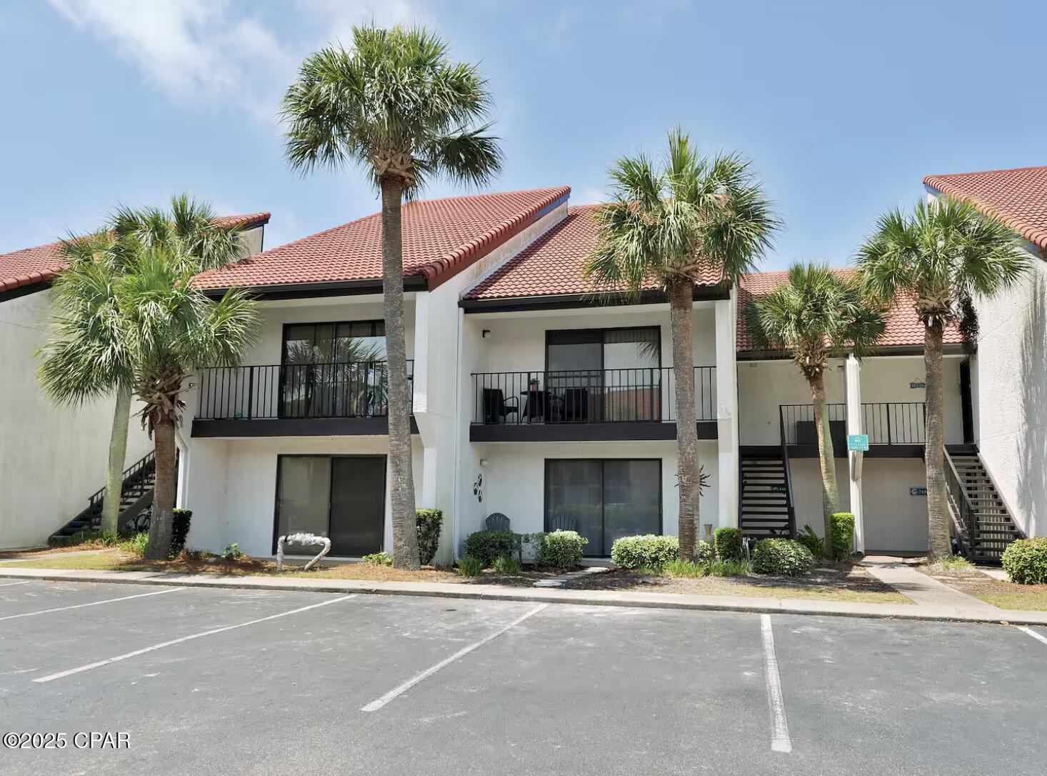 Edgewater Golf Villas V-C - Residential