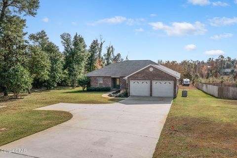 A home in Marianna