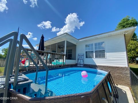 A home in Marianna