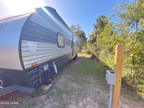 A home in Marianna