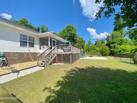 A home in Marianna