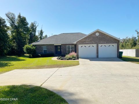 A home in Marianna