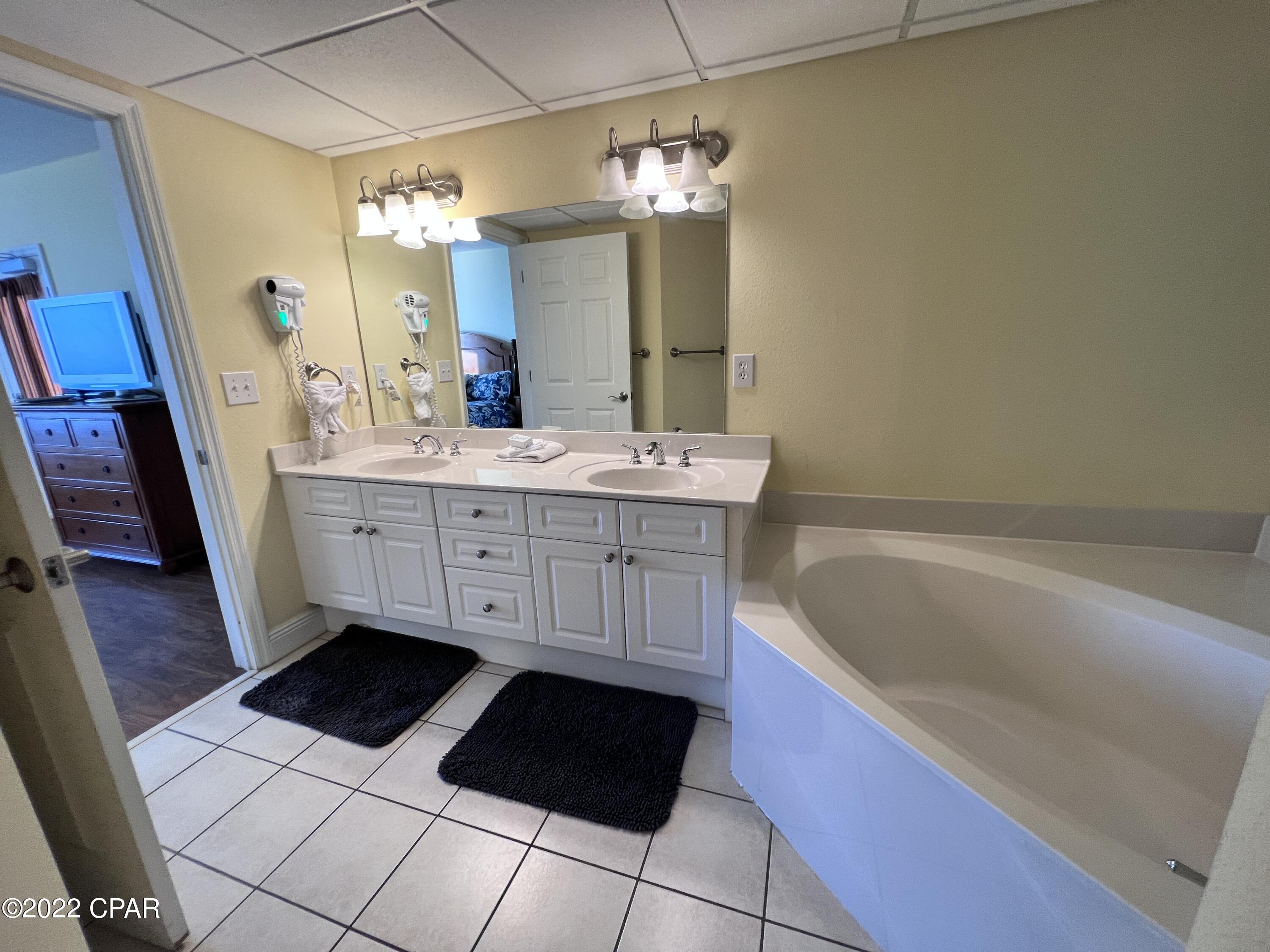 Emerald Beach Resort - Residential