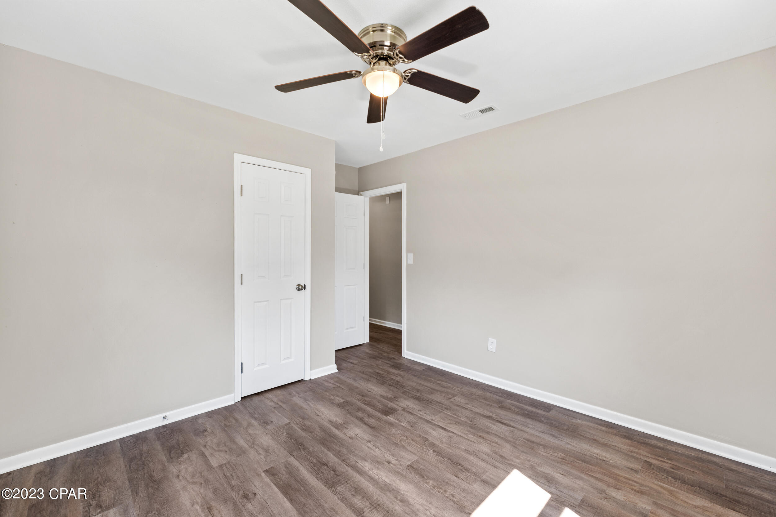 Oak Hills Unit 1 - Residential