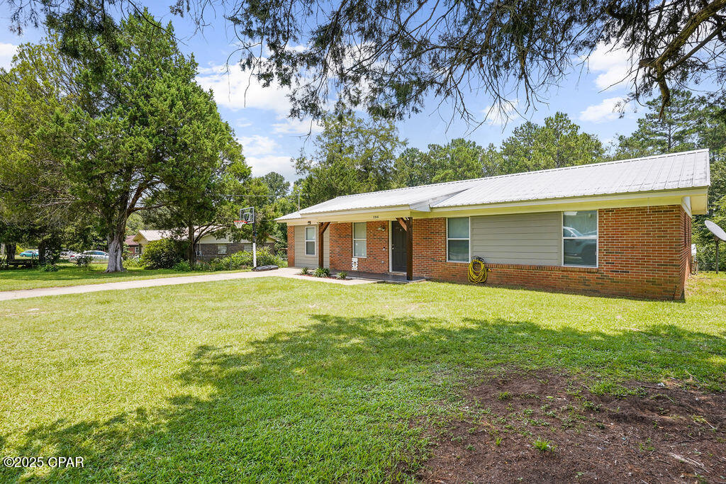 Bonifay - Residential