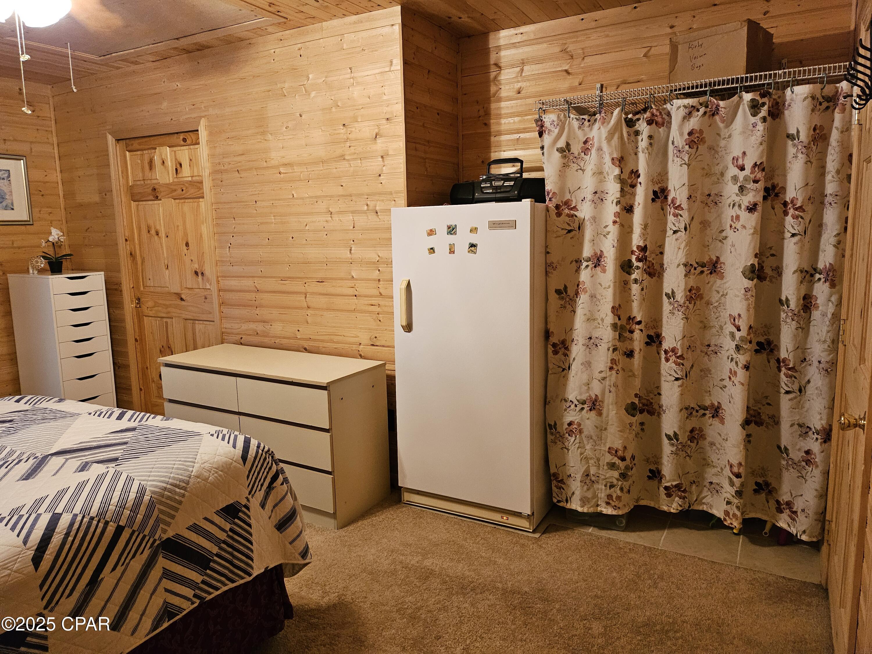 Houseford Unit 1 - Residential