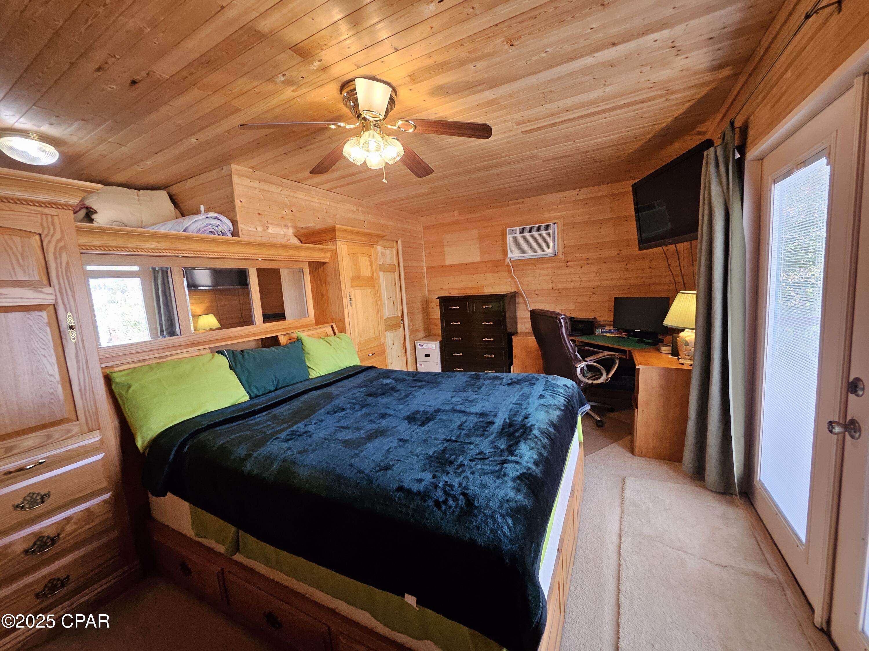 Houseford Unit 1 - Residential