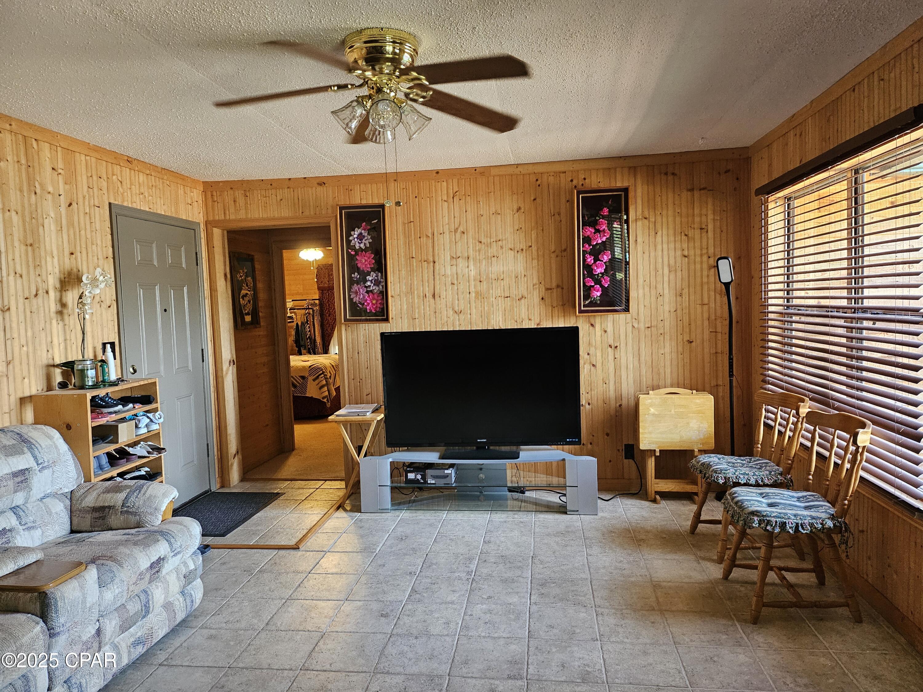 Houseford Unit 1 - Residential