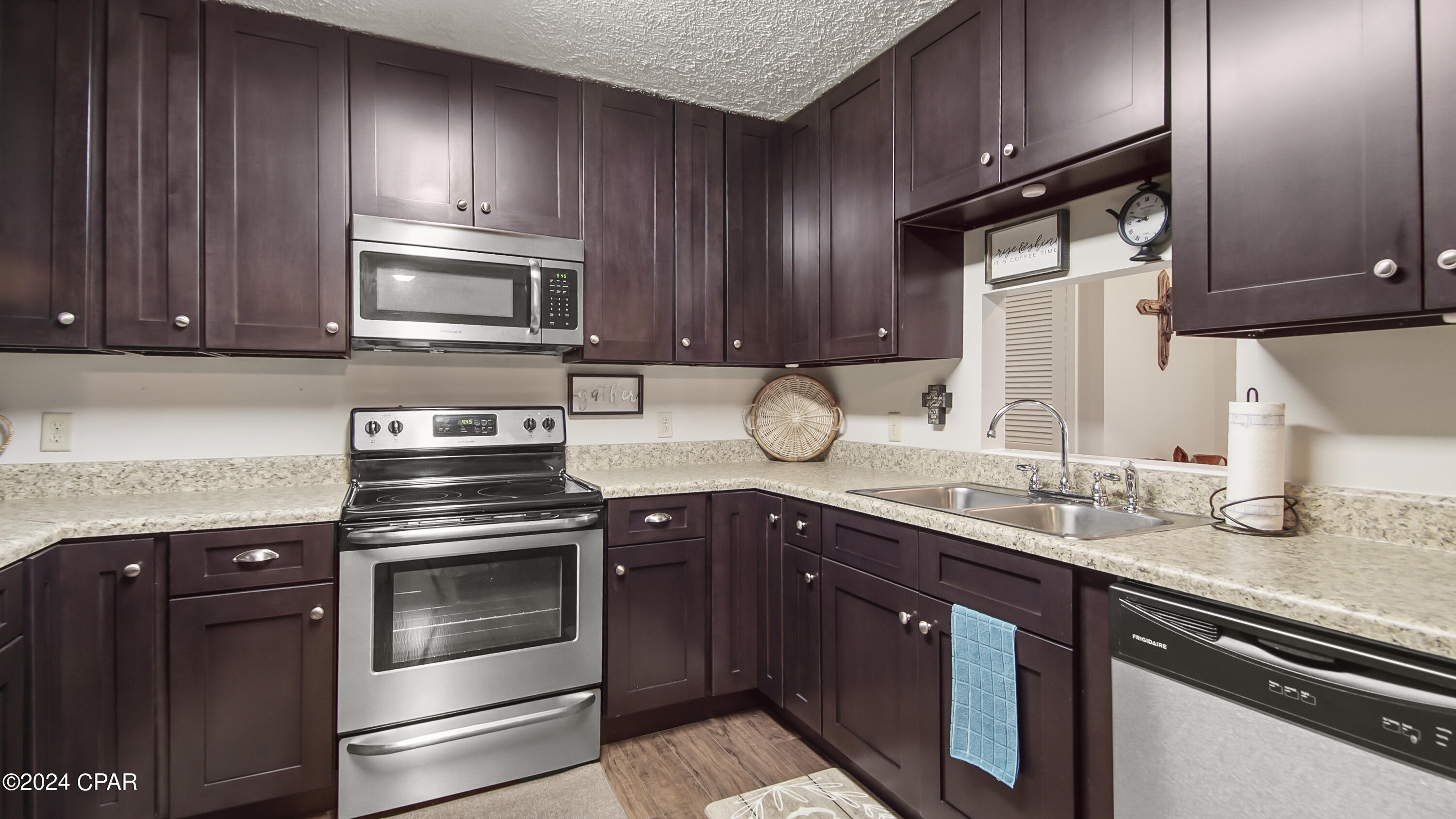 Forest Park Village - Residential