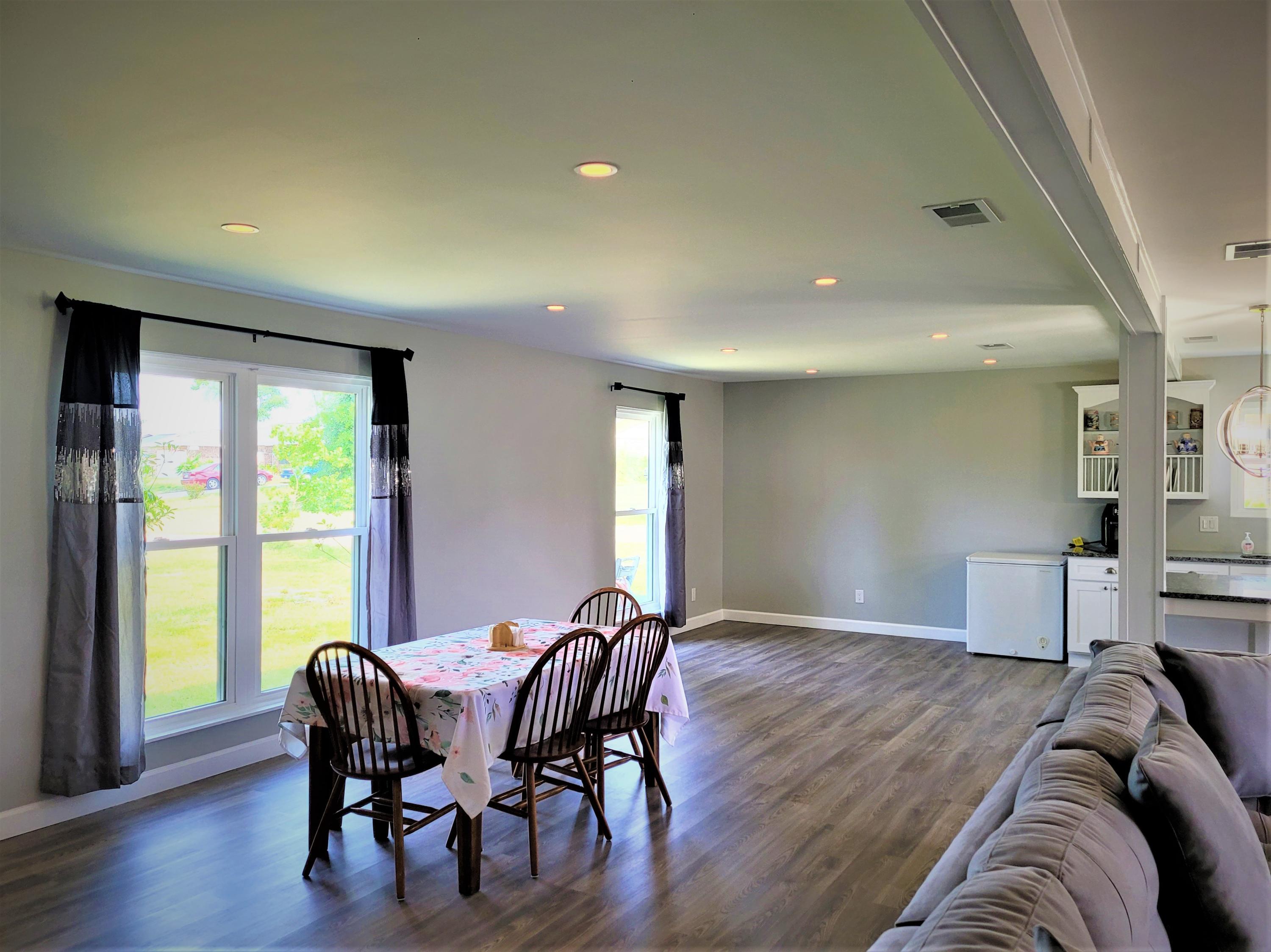 Imperial Oaks - Residential