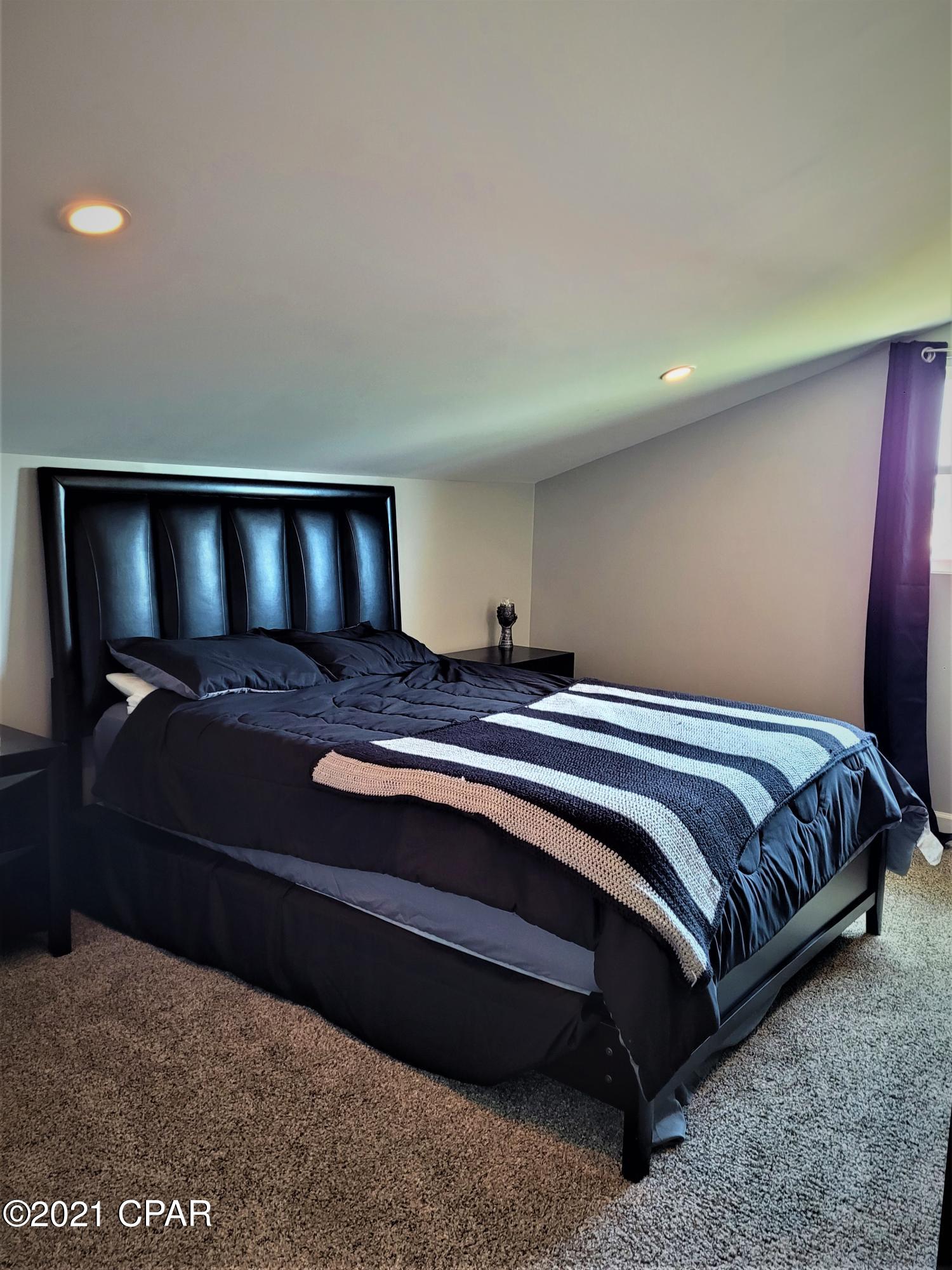 Imperial Oaks - Residential