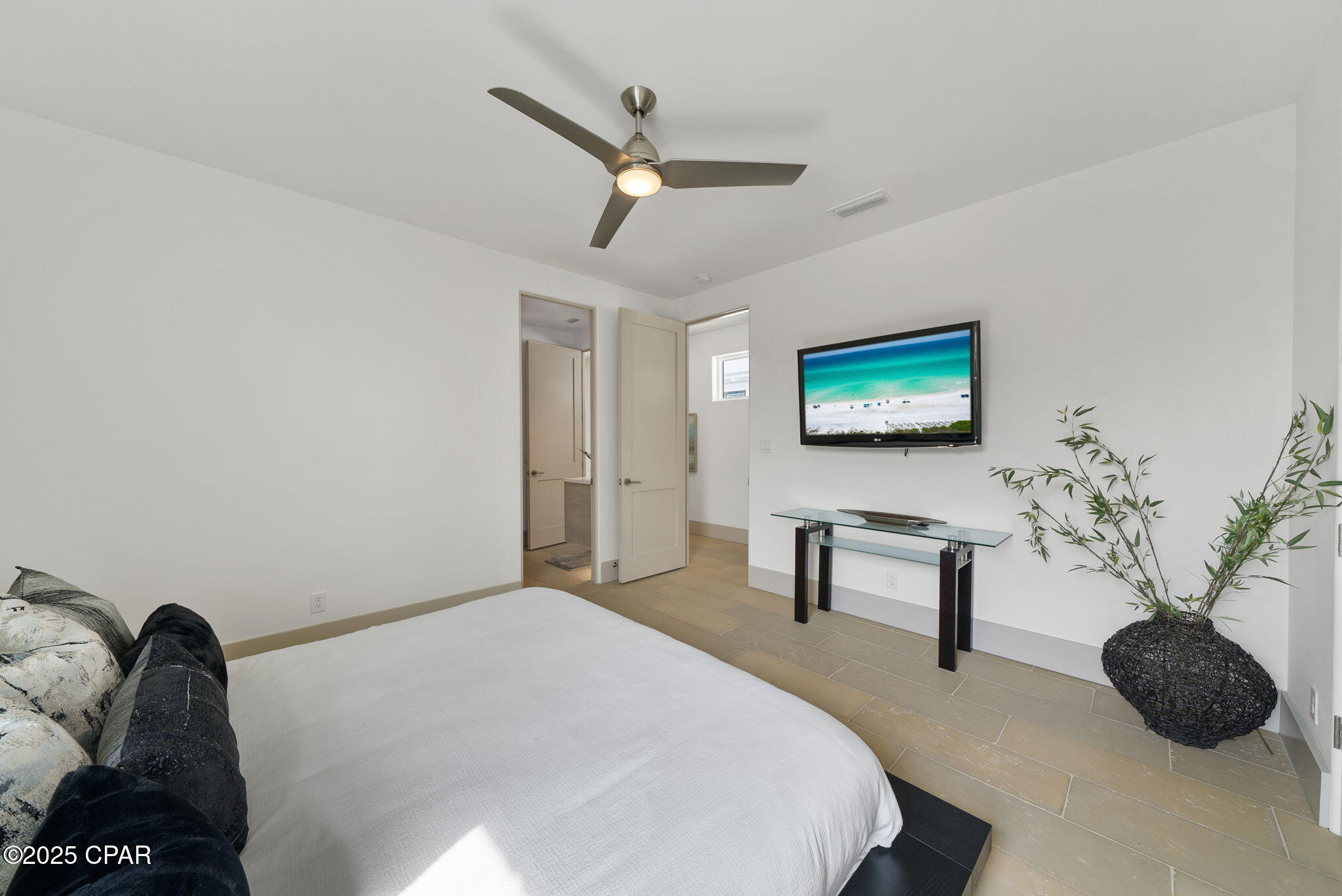 Grand Lagoon - Residential