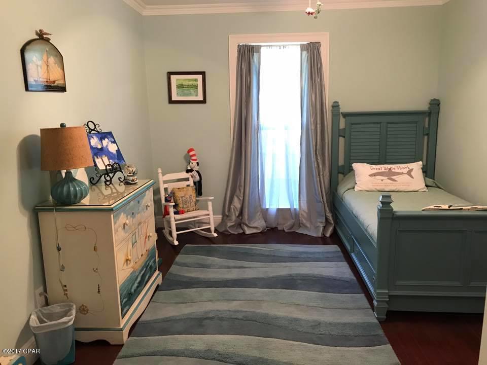 Baywood Shores Est Unit 4 - Residential